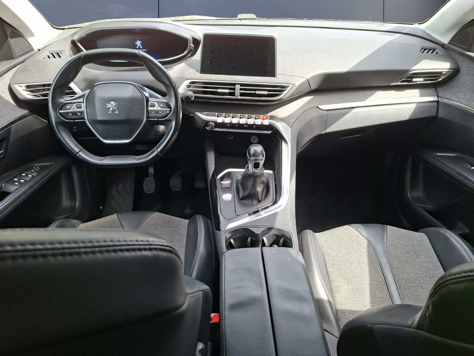 Peugeot 3008 14