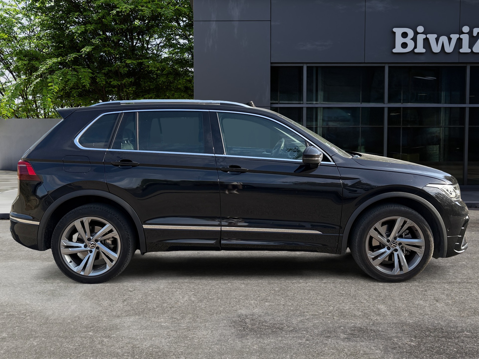 Volkswagen Tiguan 5