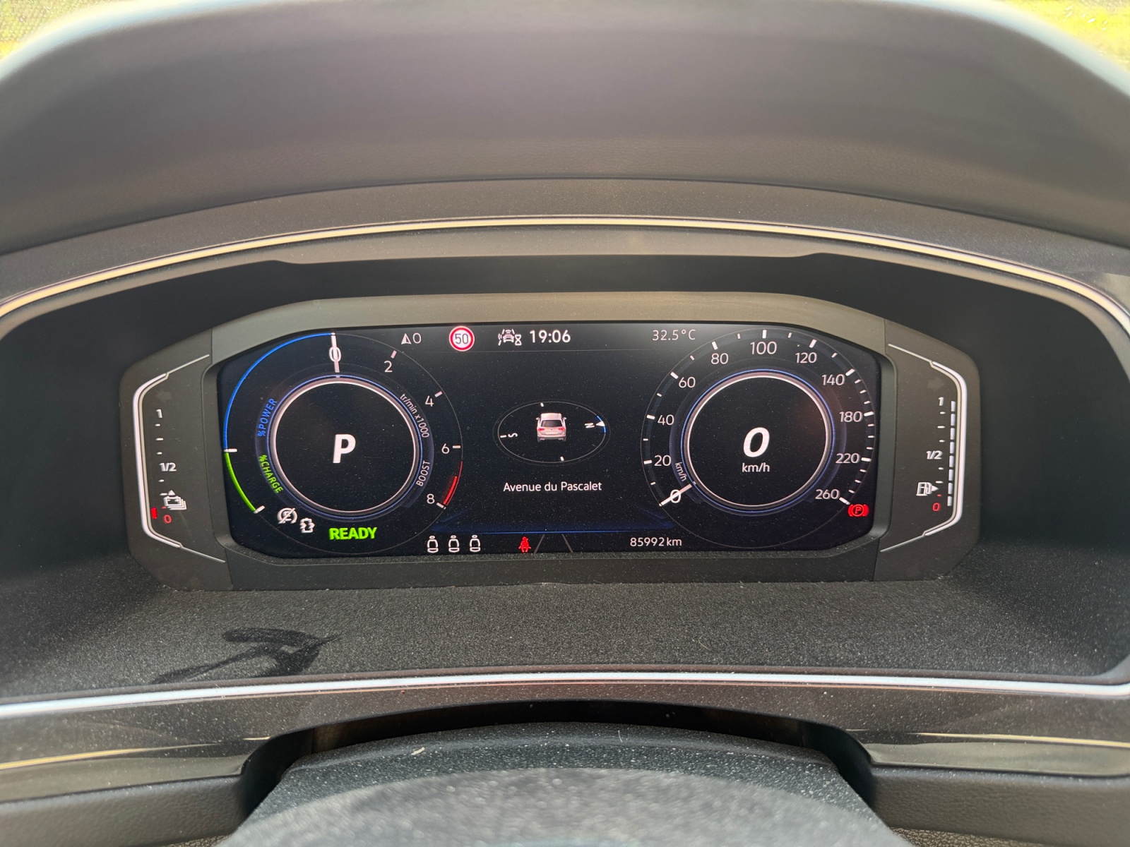 Volkswagen Tiguan 16
