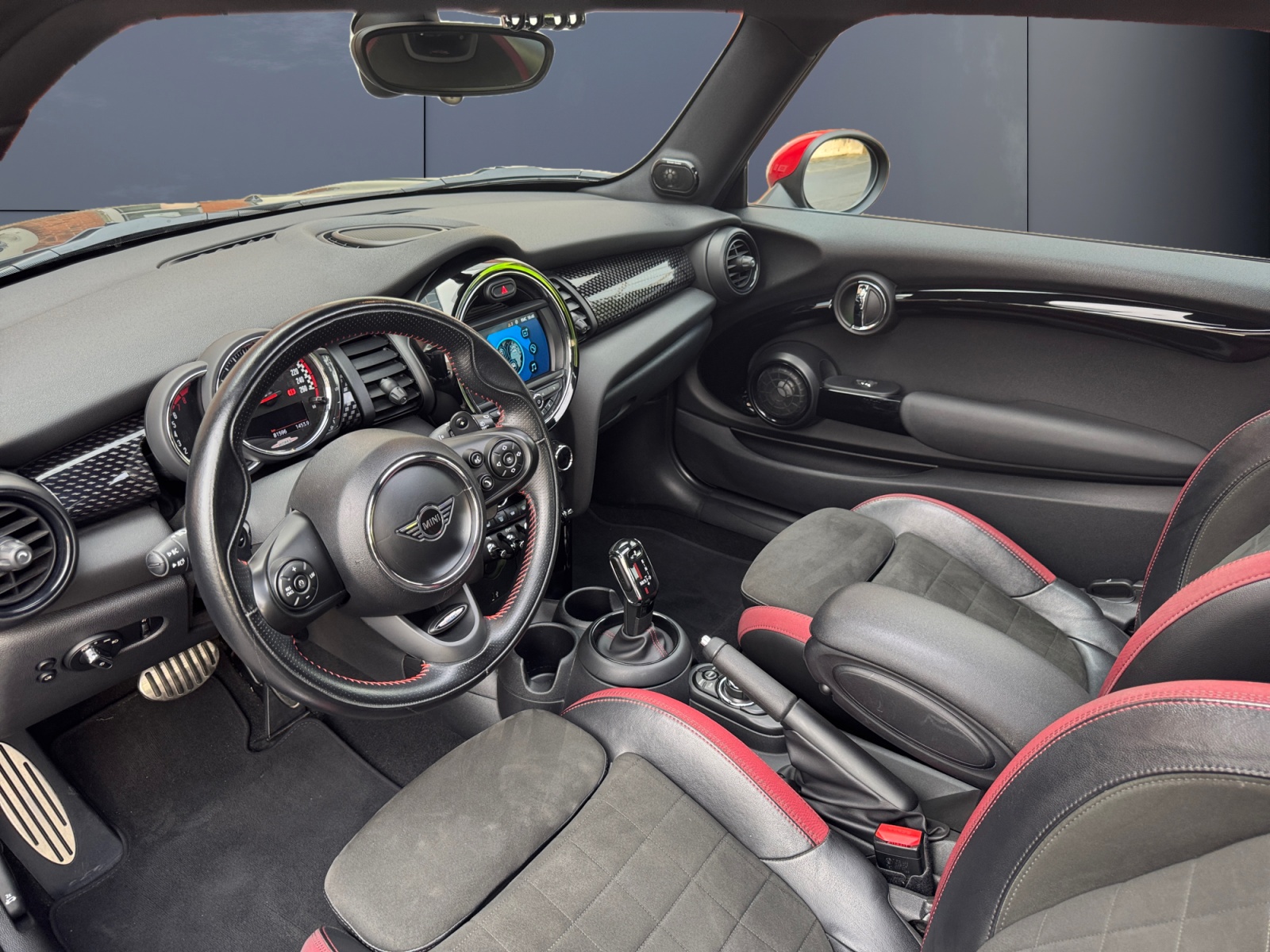 Mini Mini 8