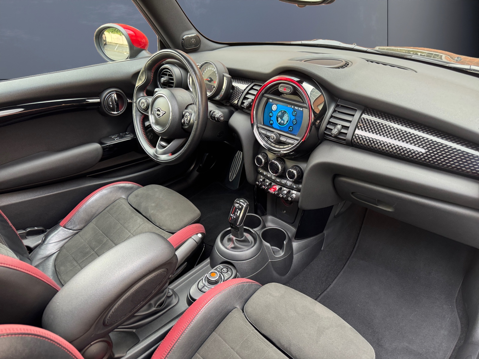 Mini Mini 12