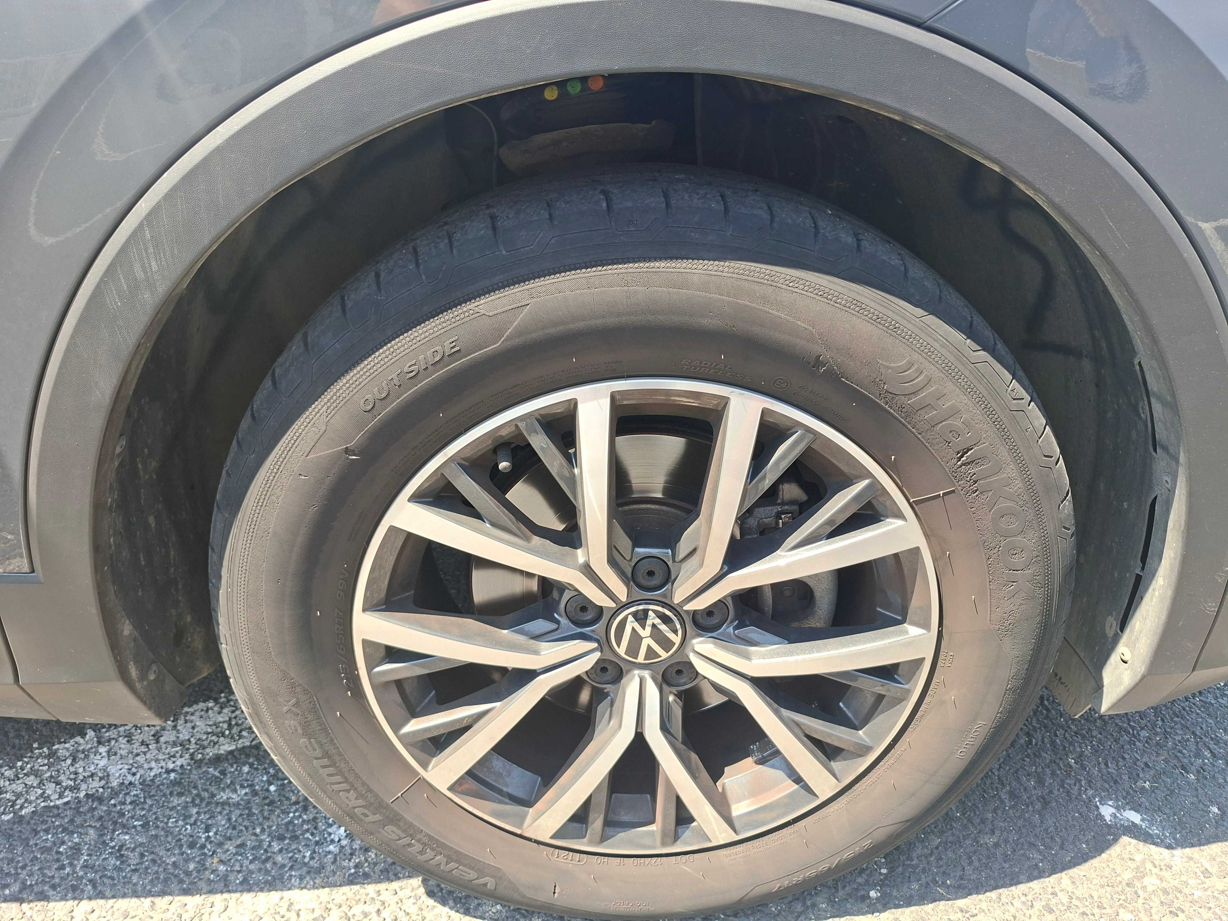 Volkswagen Tiguan 37