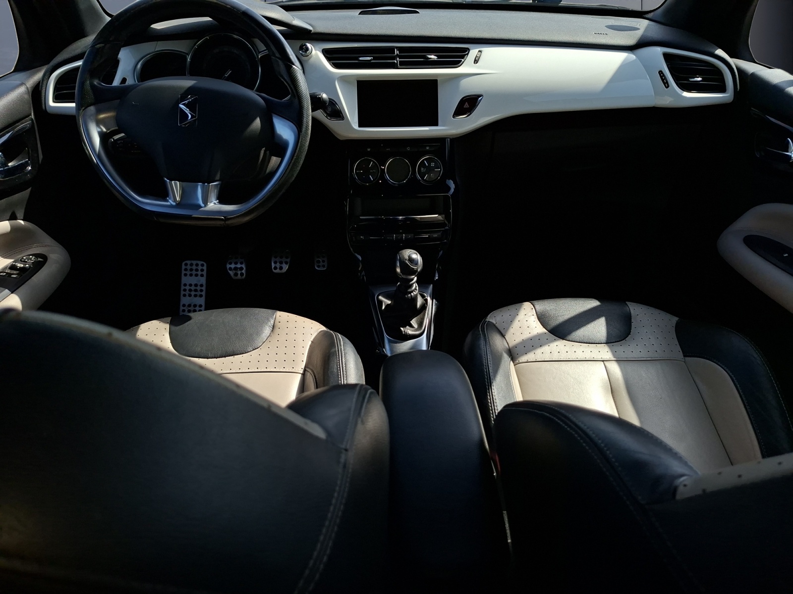 Ds Automobiles Ds3 14