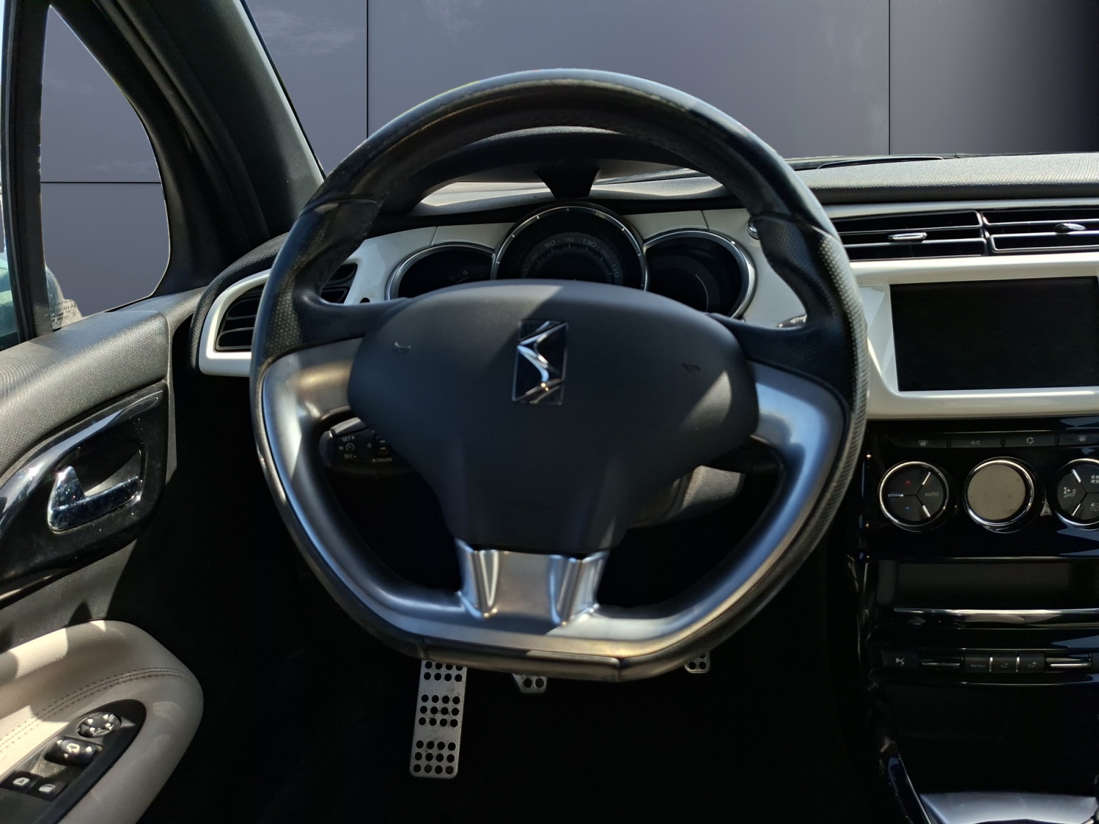 Ds Automobiles Ds3 15