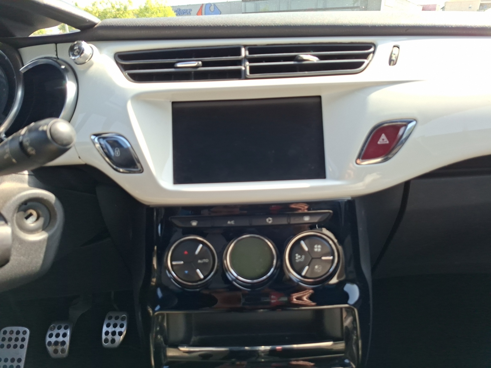 Ds Automobiles Ds3 18