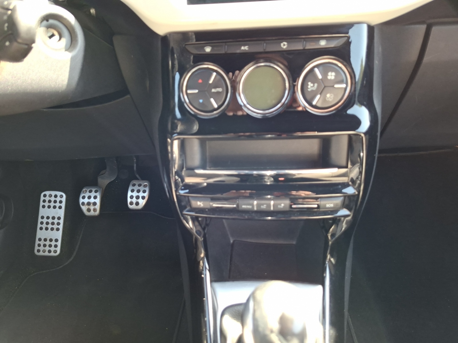 Ds Automobiles Ds3 21