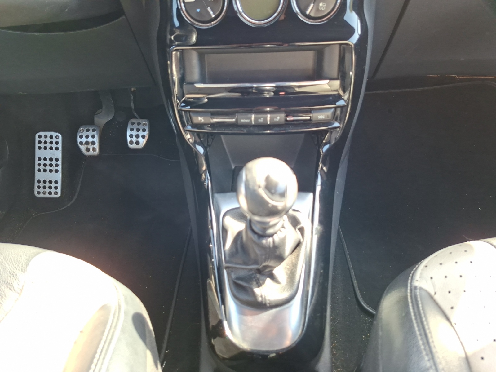 Ds Automobiles Ds3 22
