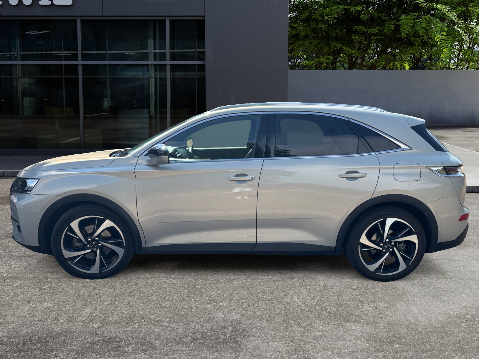 Ds Automobiles Ds 7 1