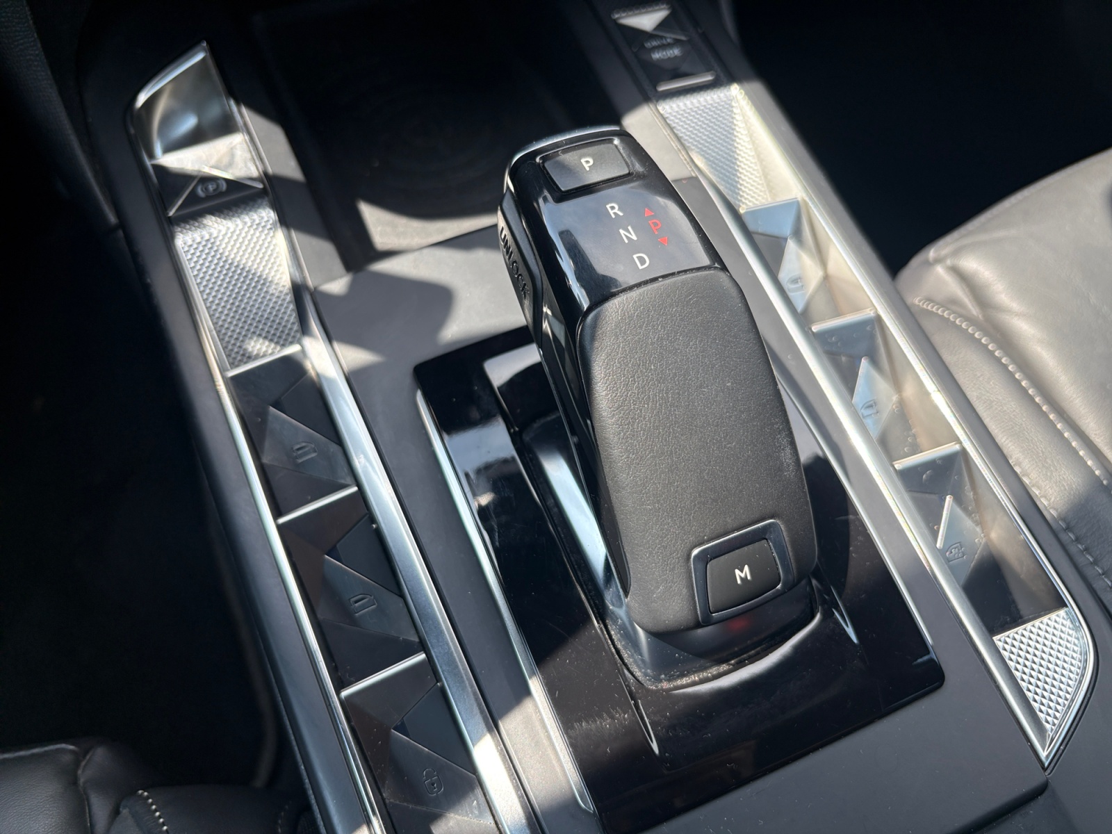 Ds Automobiles Ds3 18