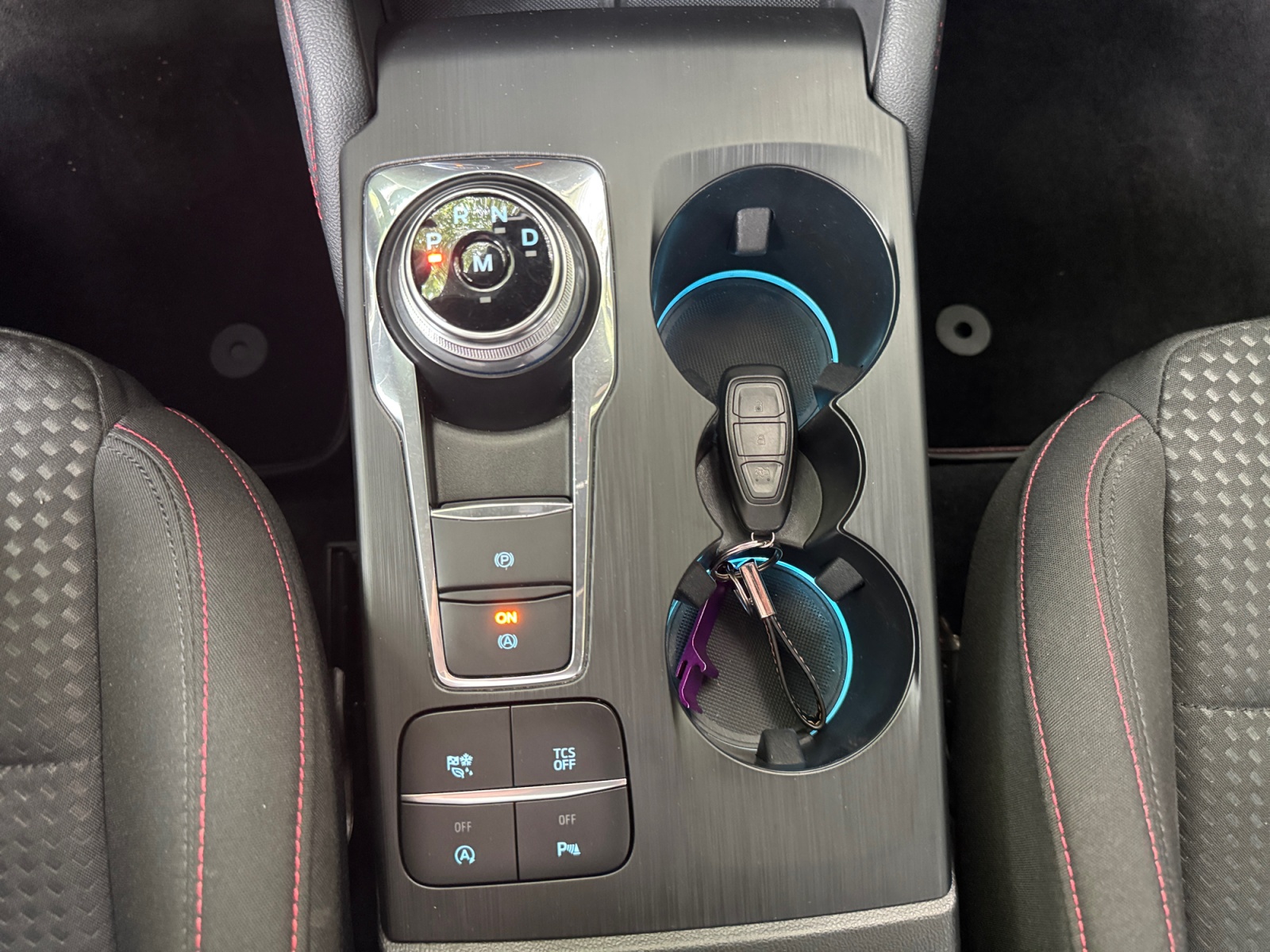 Ford Focus 24