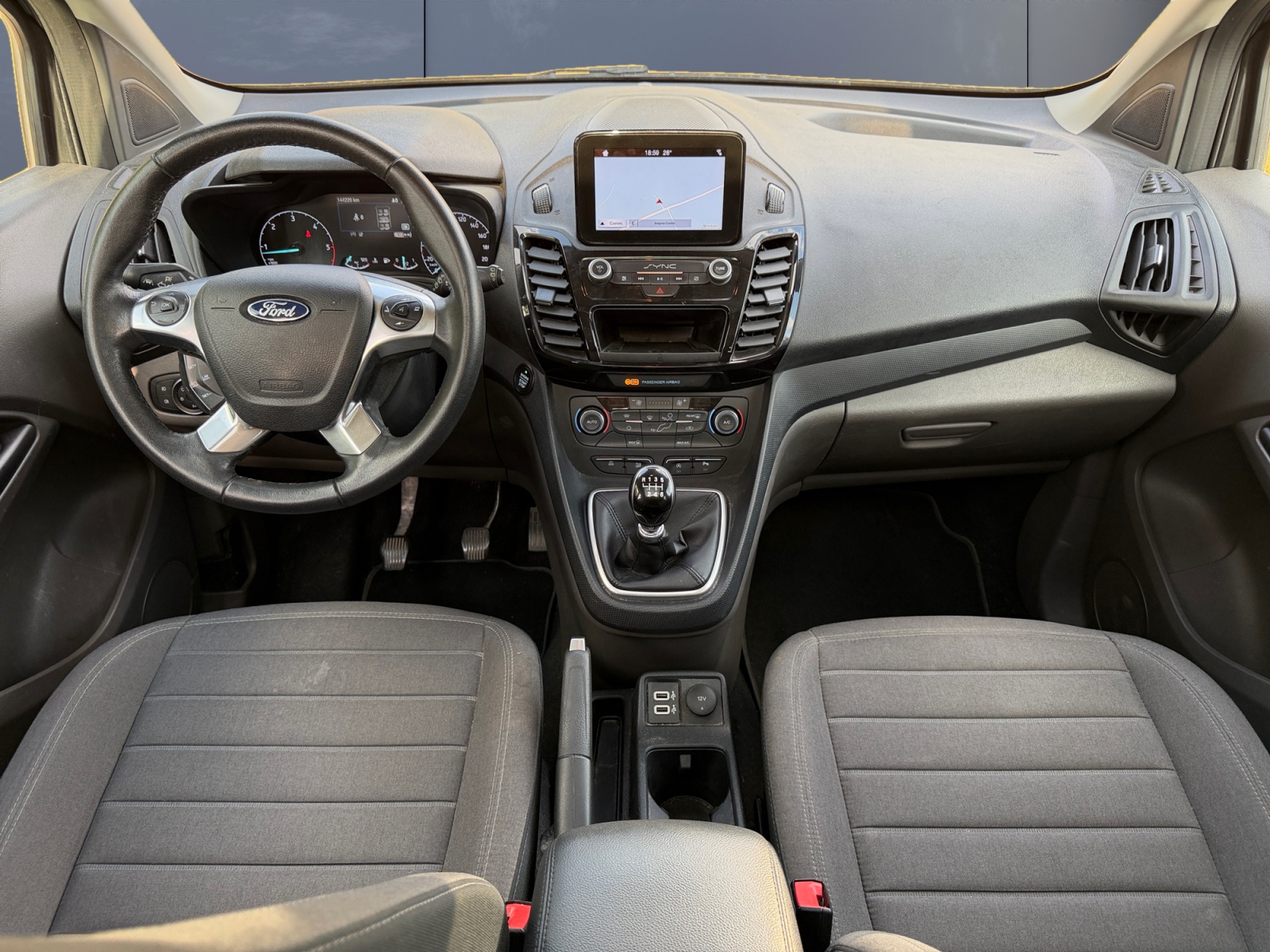 Ford Tourneo Connect 14