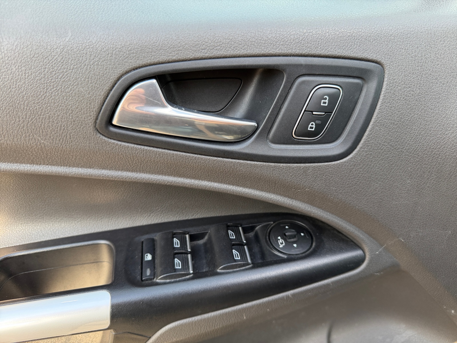 Ford Tourneo Connect 17