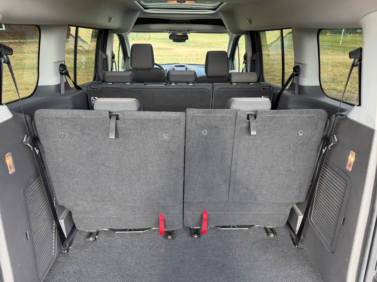 Ford Tourneo Connect 25