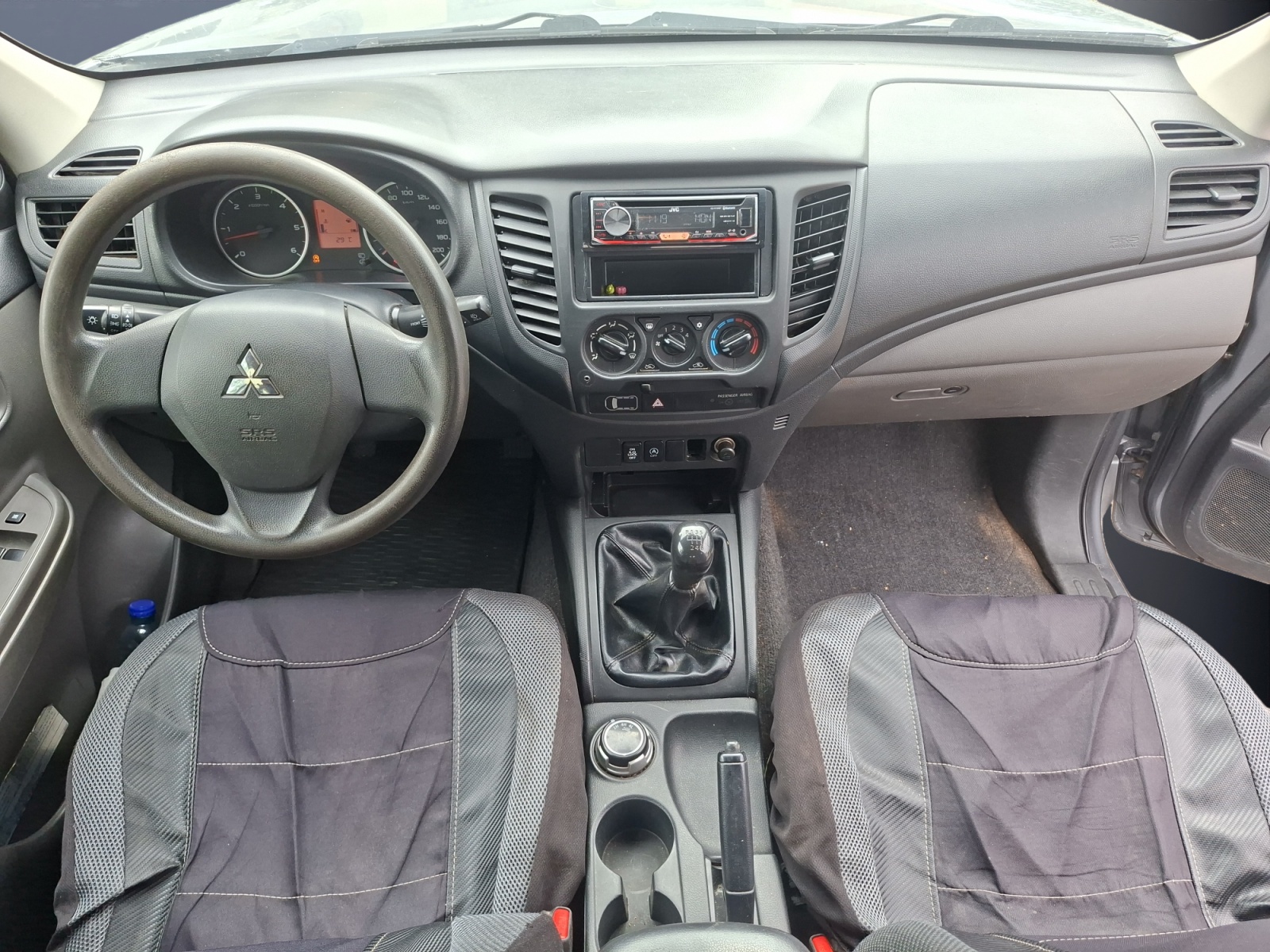 Mitsubishi L200 14
