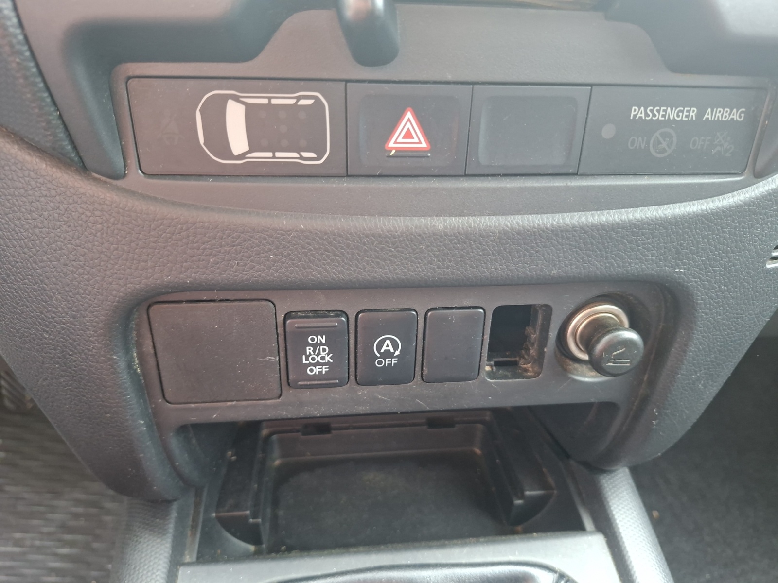 Mitsubishi L200 20