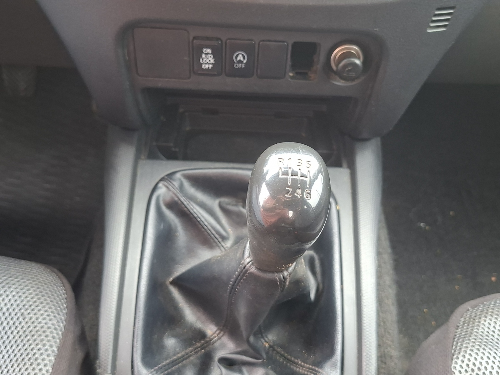 Mitsubishi L200 22