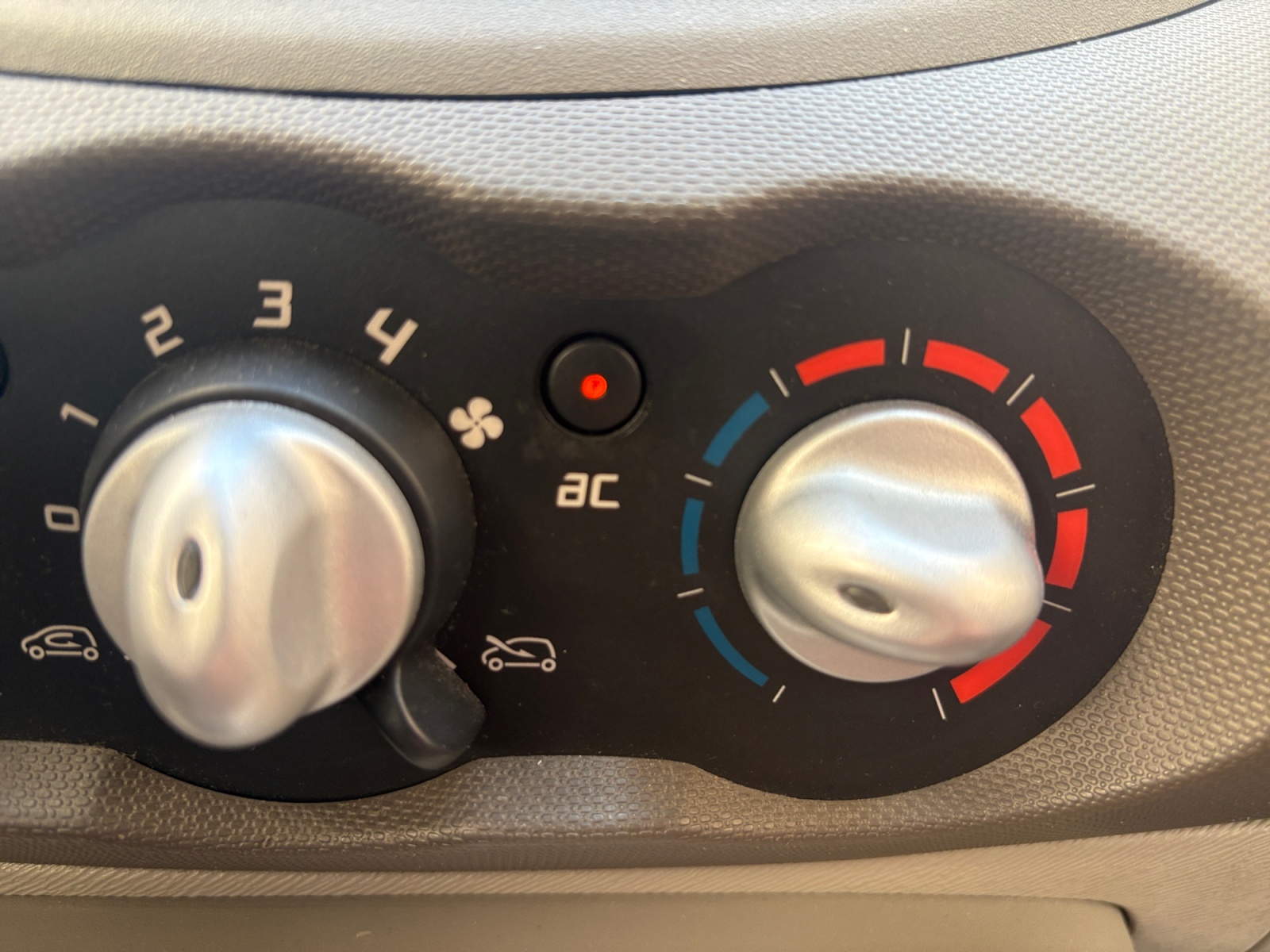 Renault Twingo 23