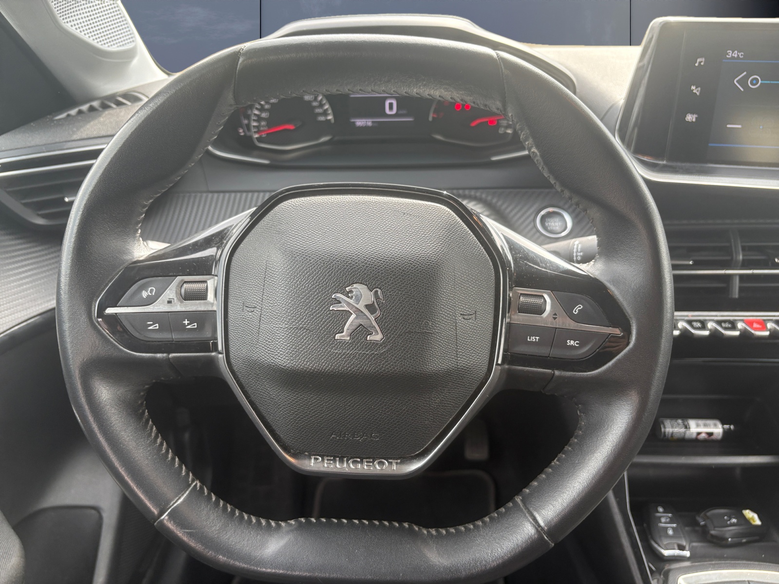 Peugeot 208 15