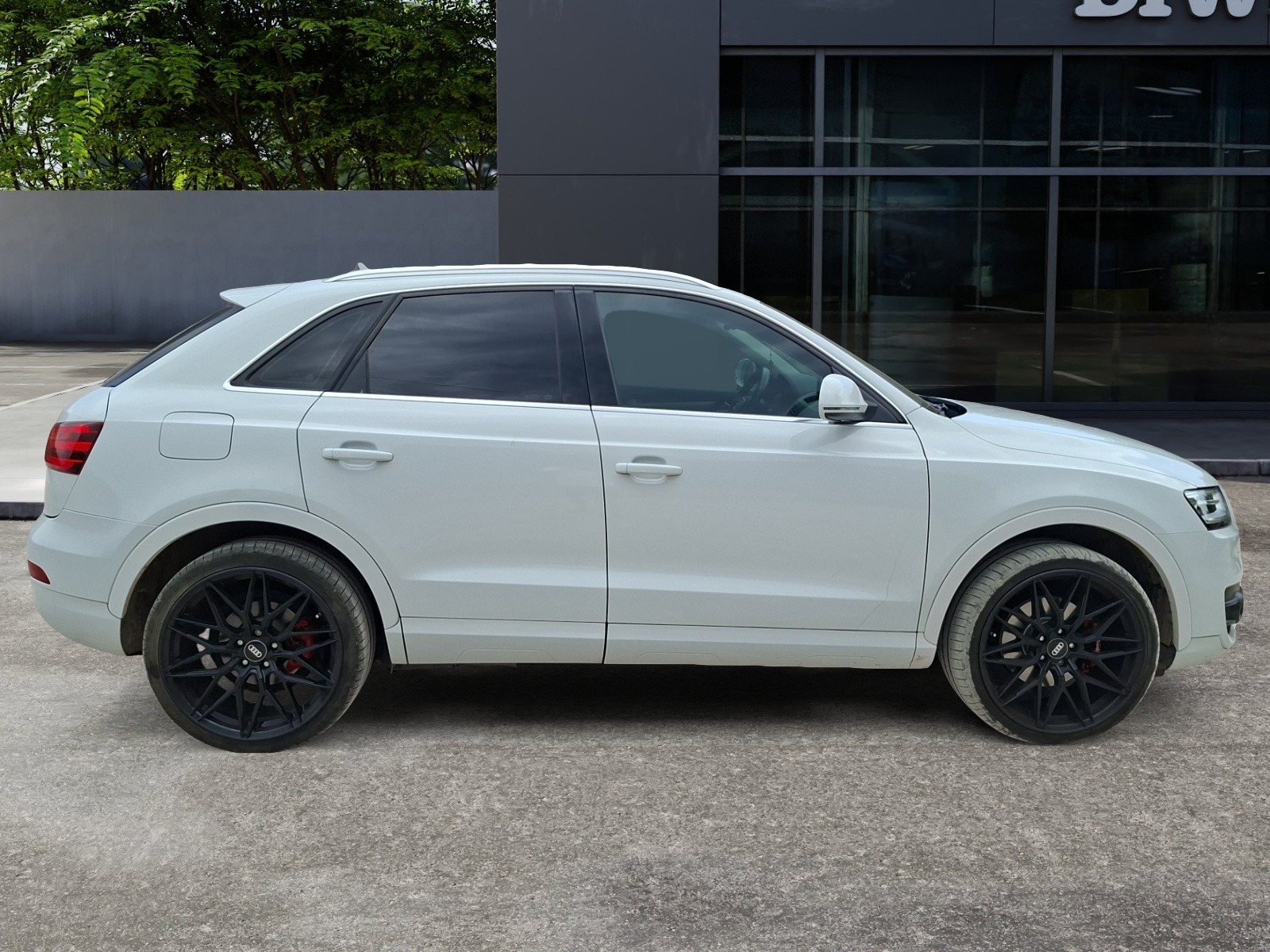 Audi Q3 5