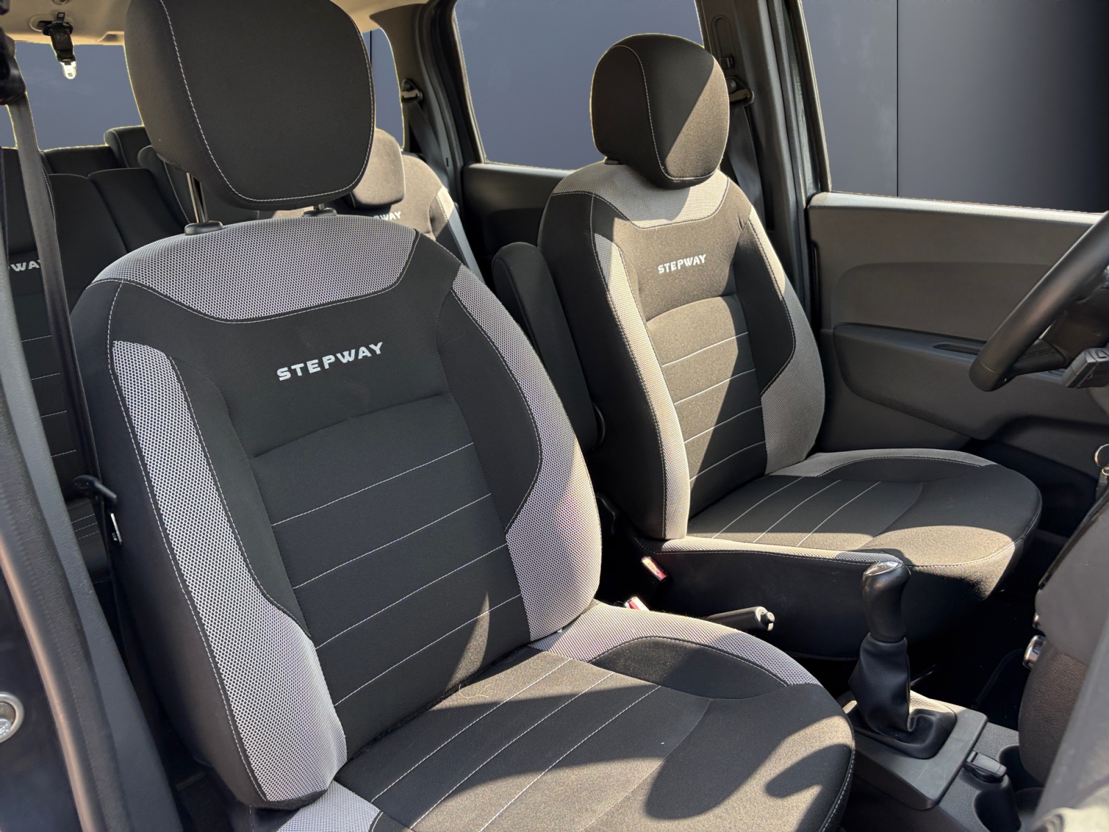 Dacia Lodgy 13