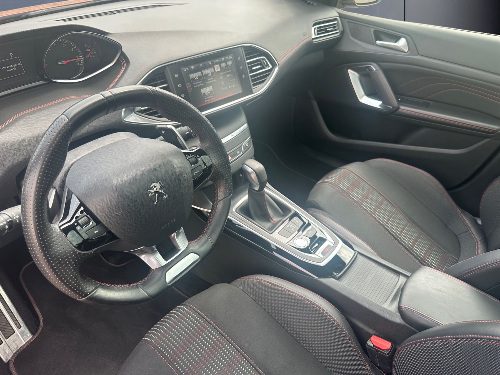 Peugeot 308 8