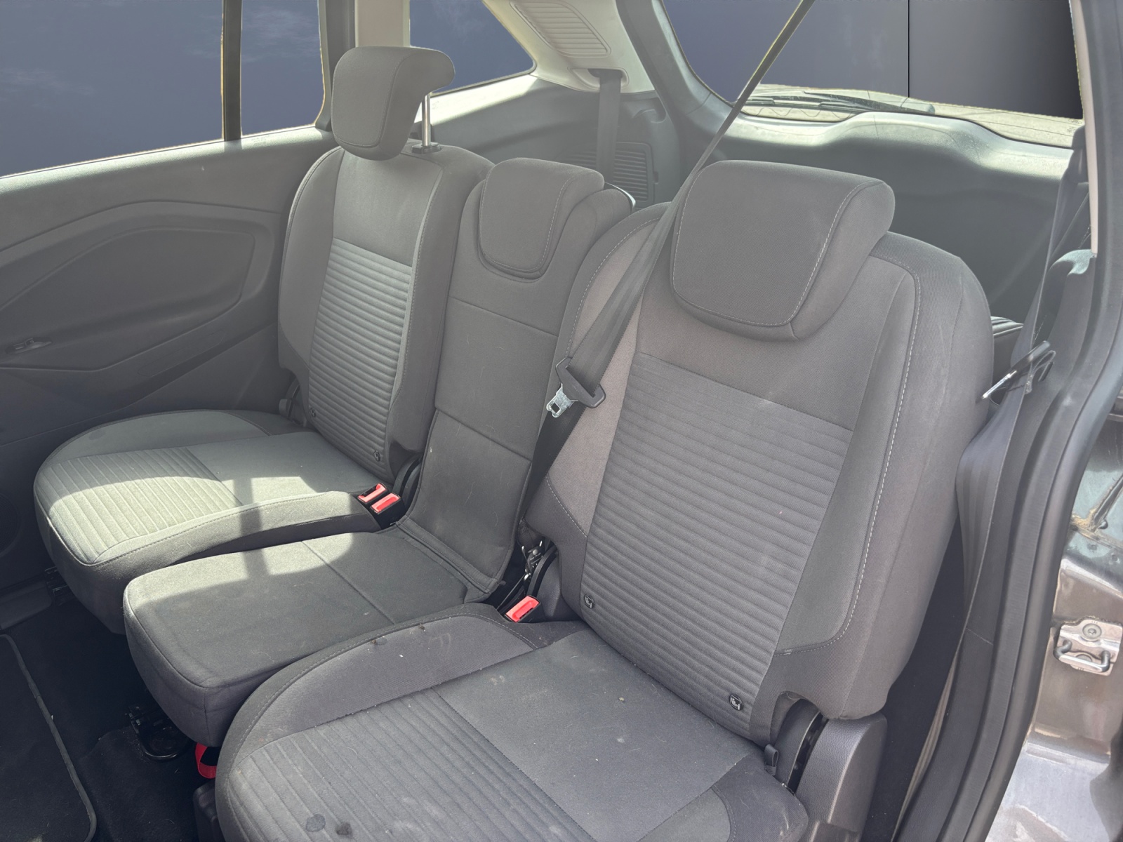 Ford Grand C-Max 10