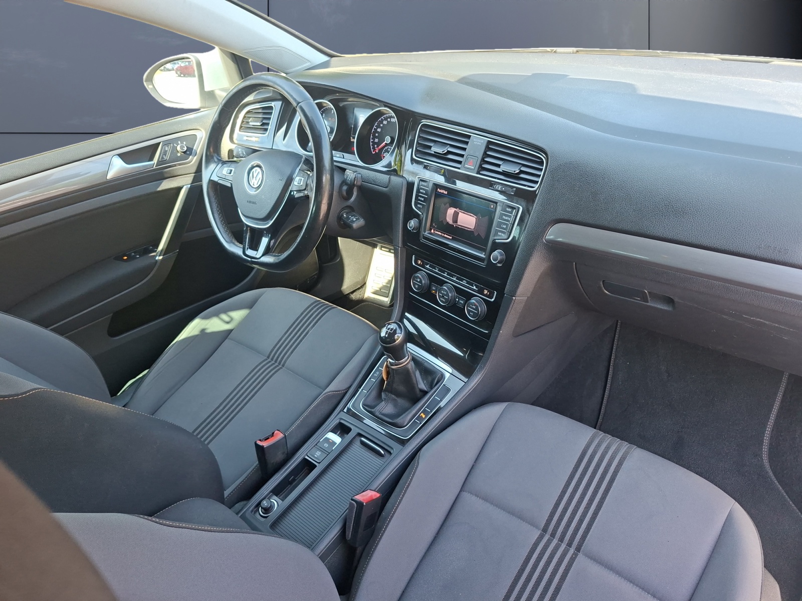 Volkswagen Golf 12