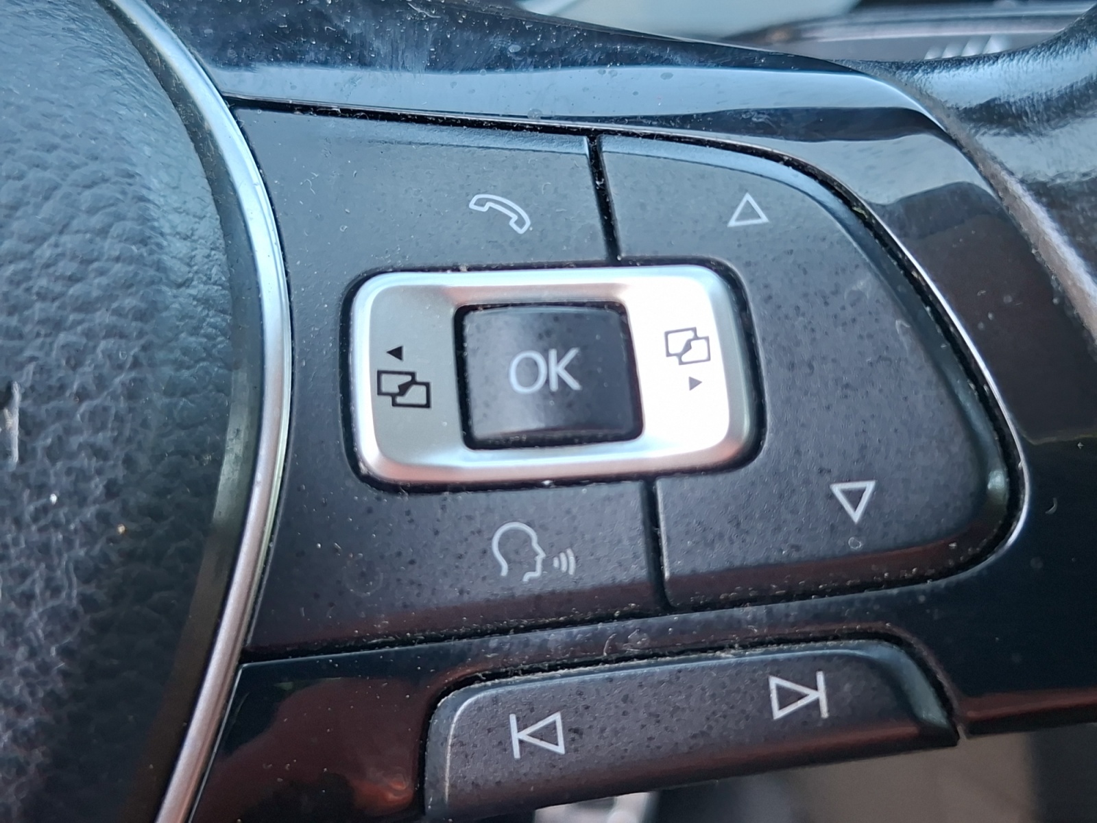 Volkswagen Golf 21