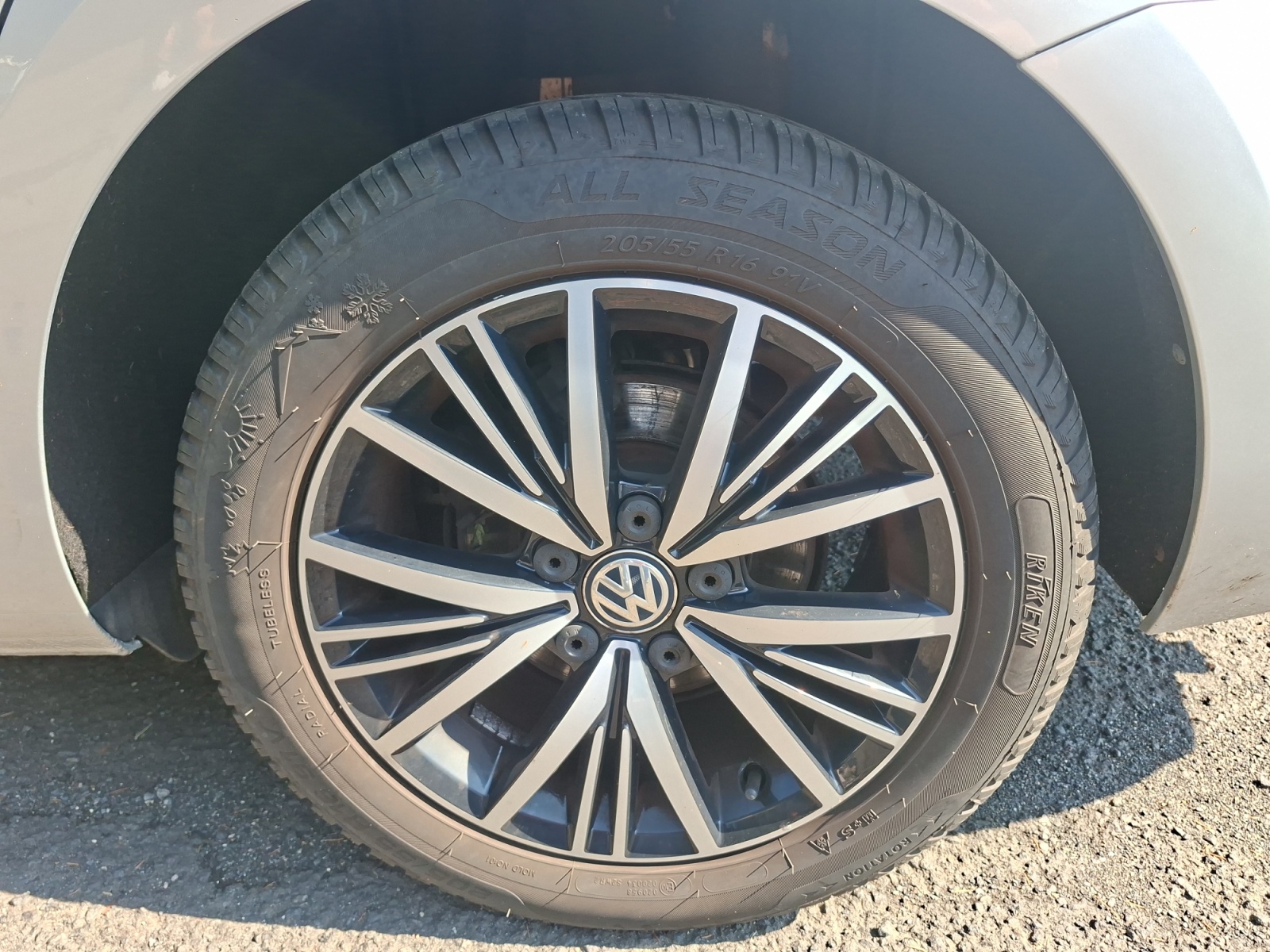 Volkswagen Golf 30