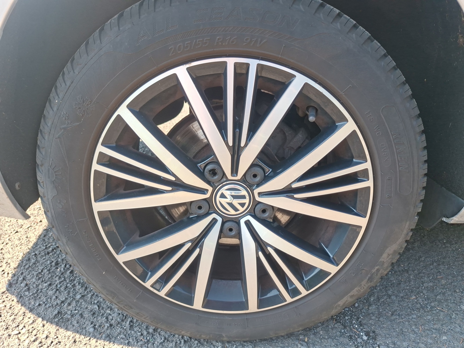 Volkswagen Golf 31