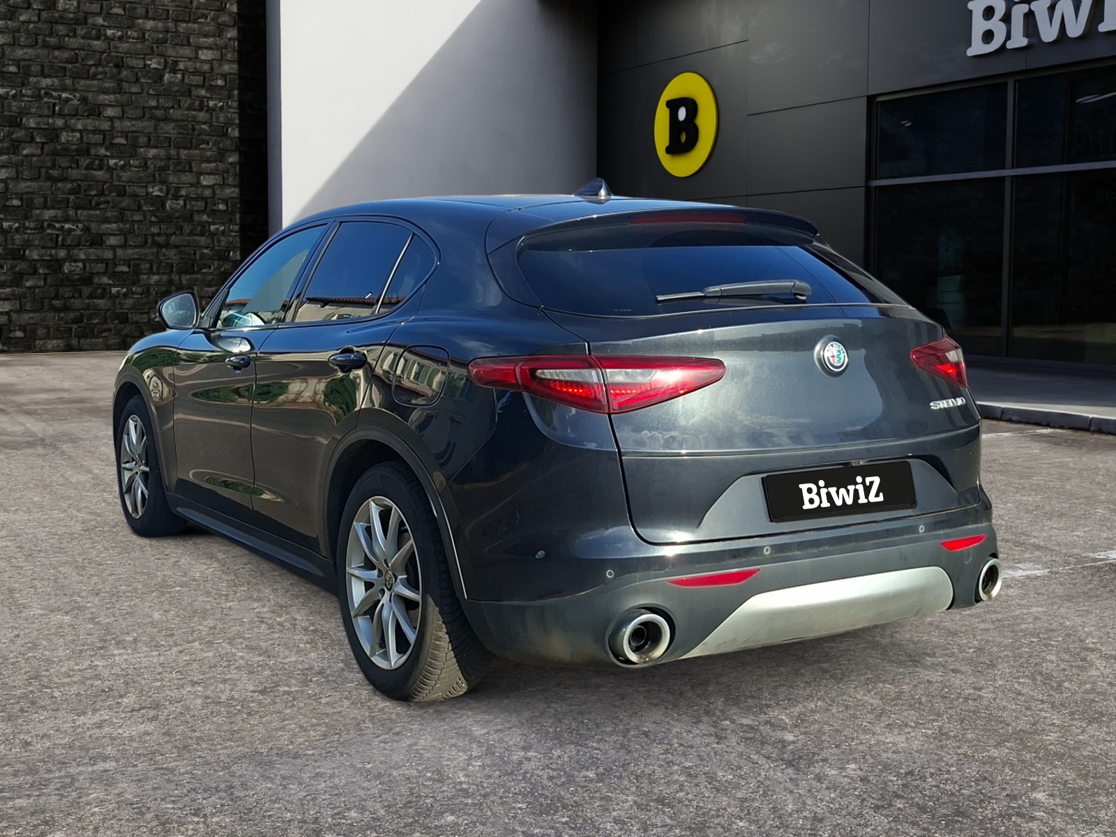 Alfa Romeo Stelvio 2
