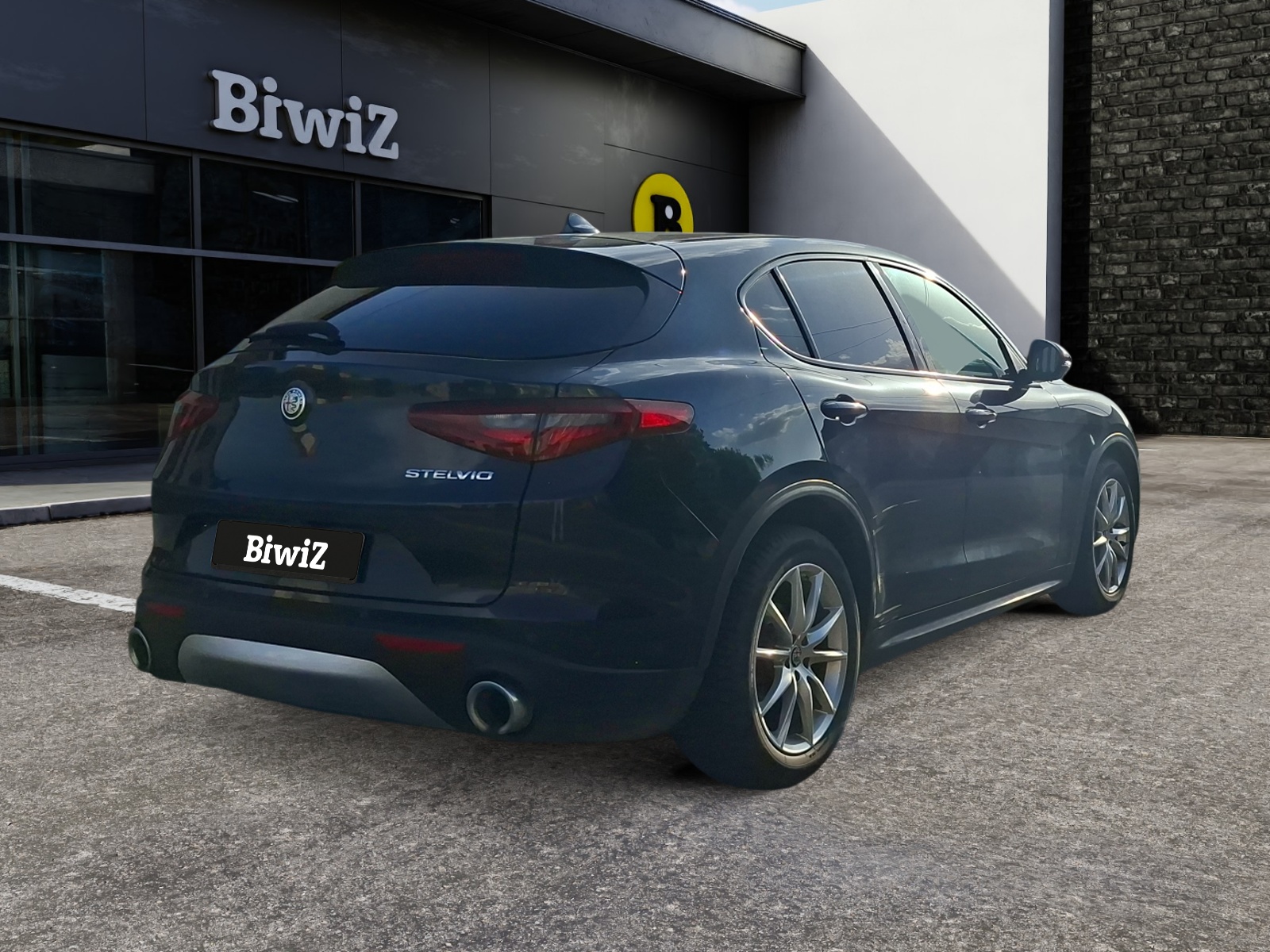 Alfa Romeo Stelvio 4