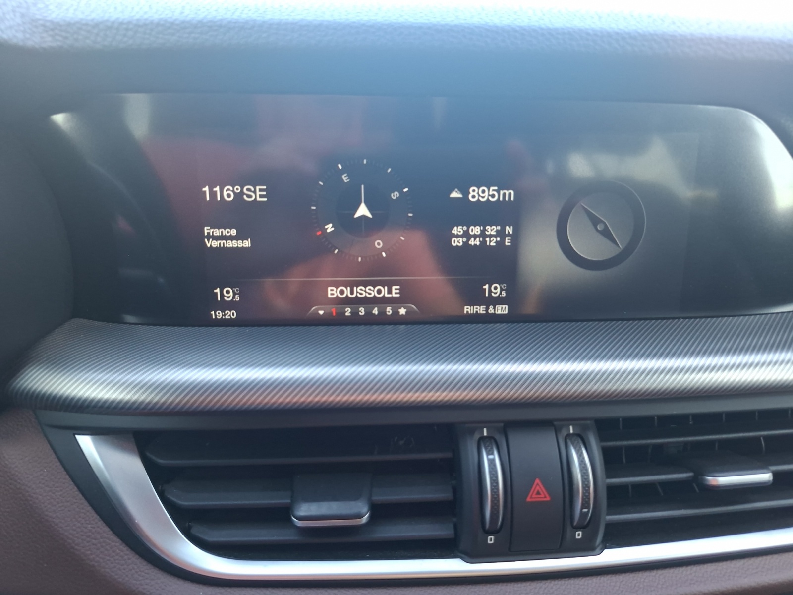 Alfa Romeo Stelvio 26