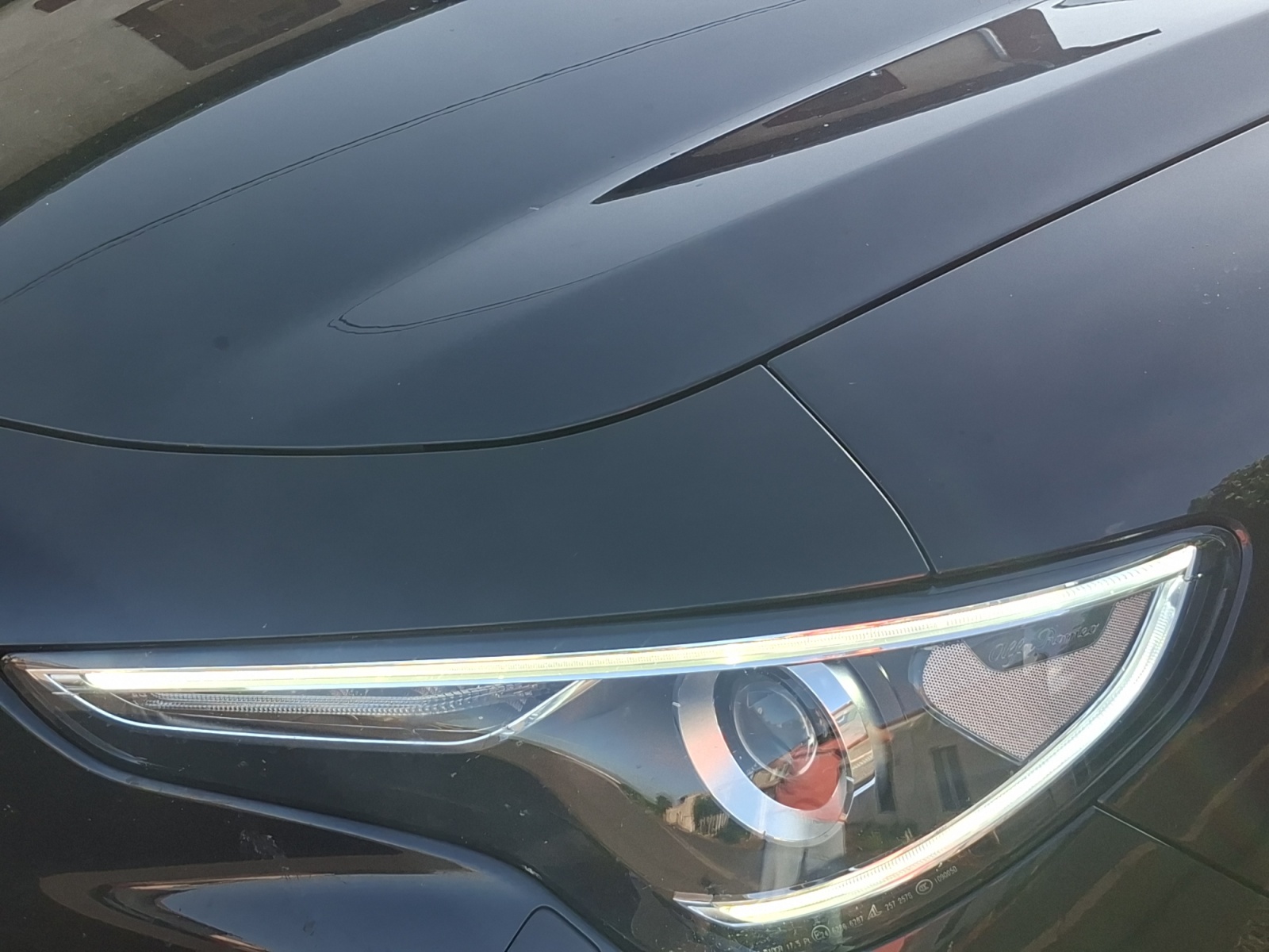 Alfa Romeo Stelvio 34