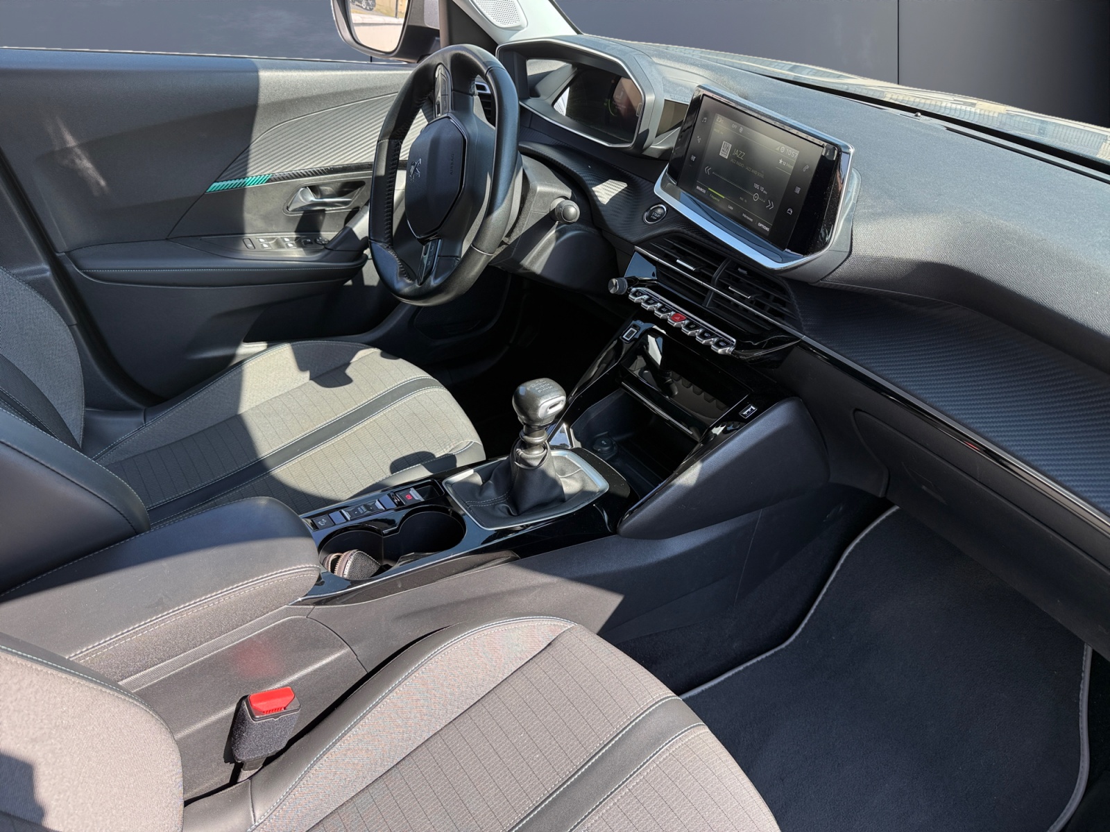 Peugeot 2008 12