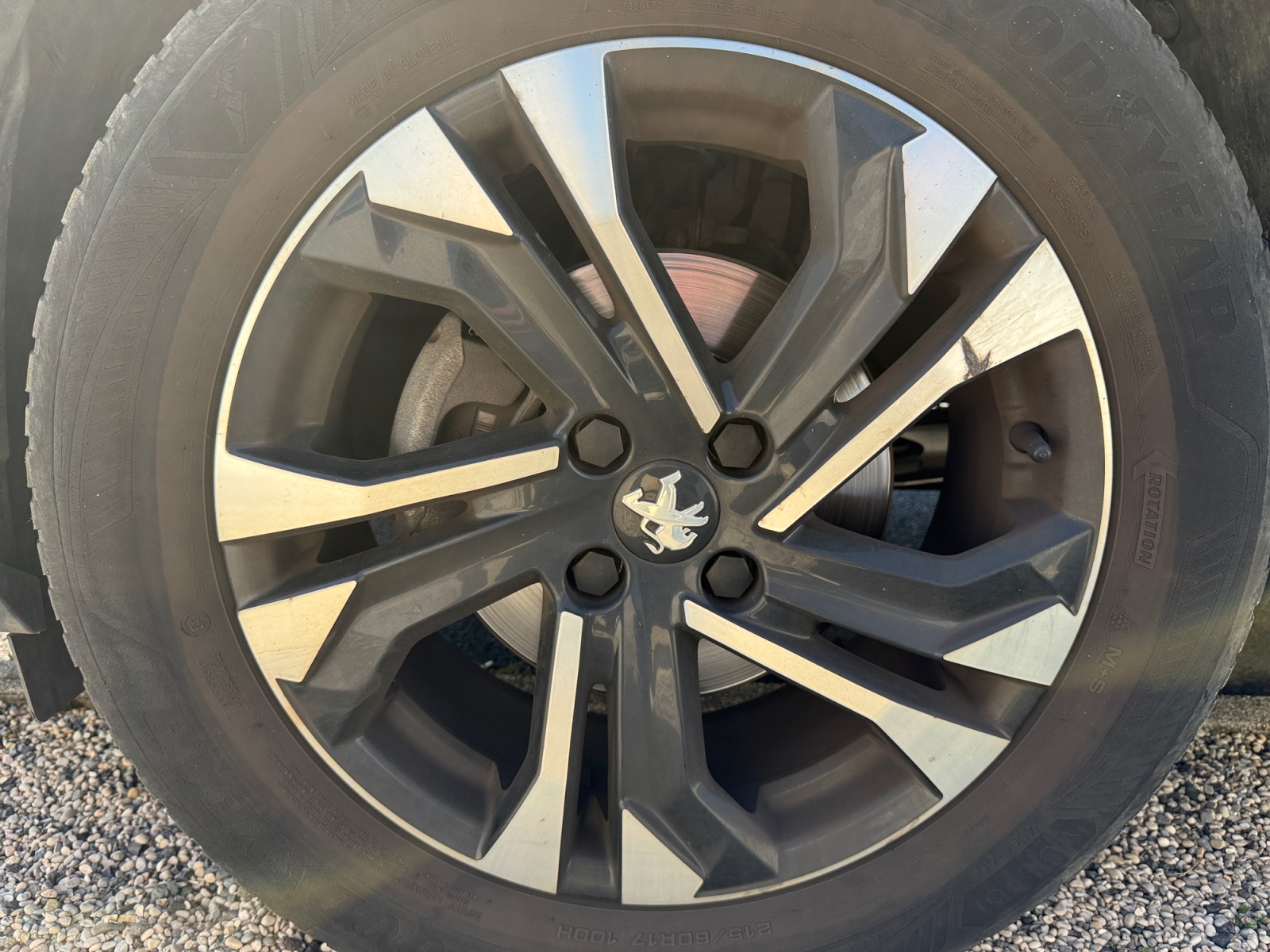 Peugeot 2008 29