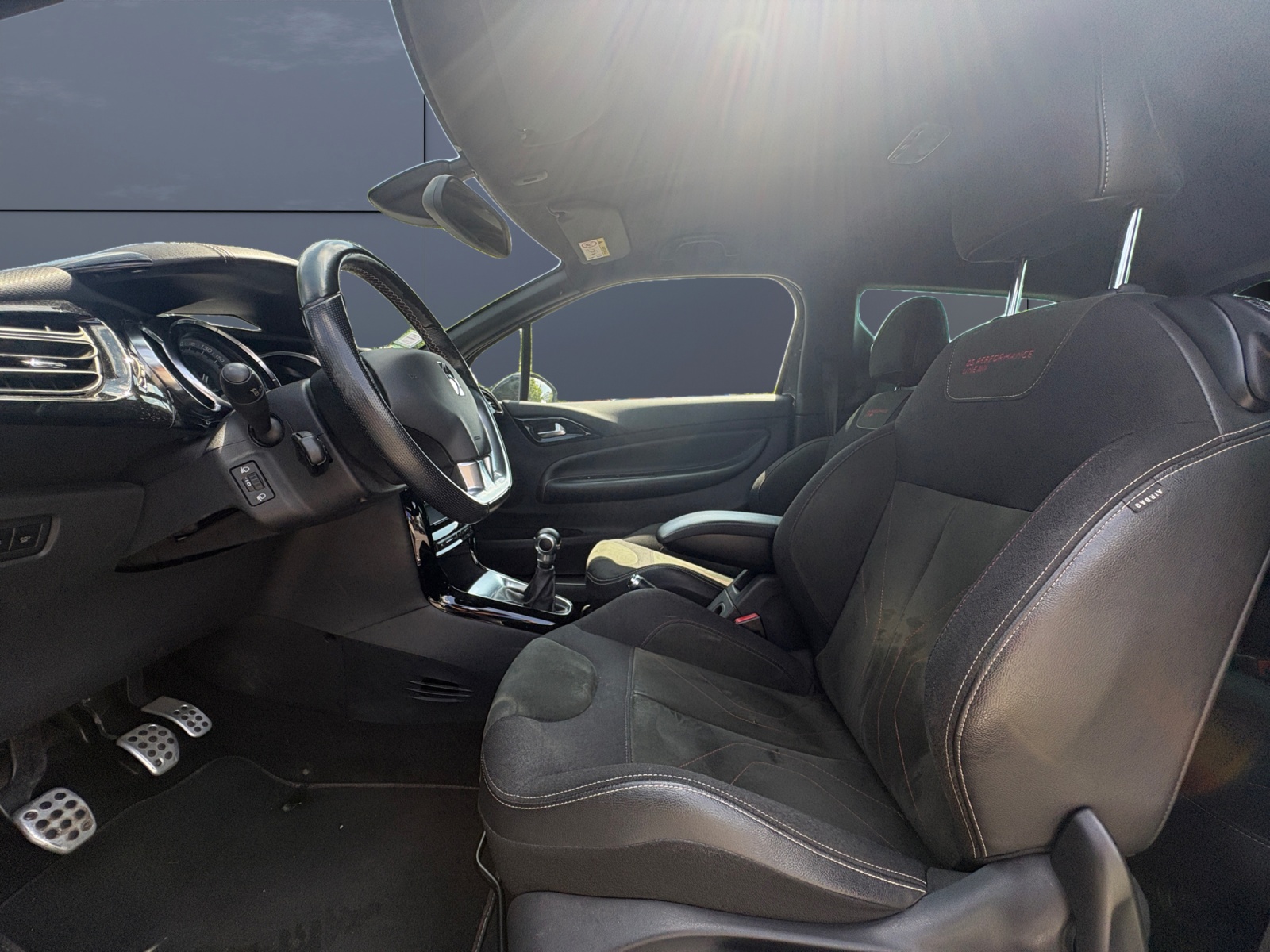 Ds Automobiles Ds3 9