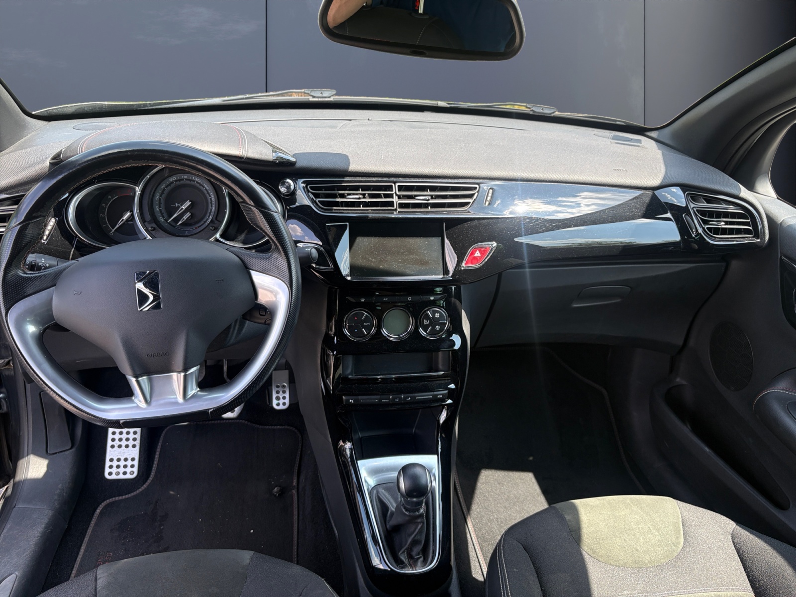 Ds Automobiles Ds3 14