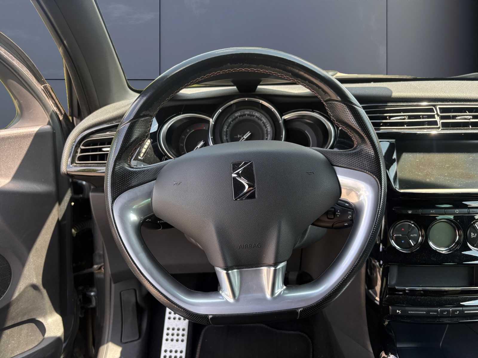 Ds Automobiles Ds3 15