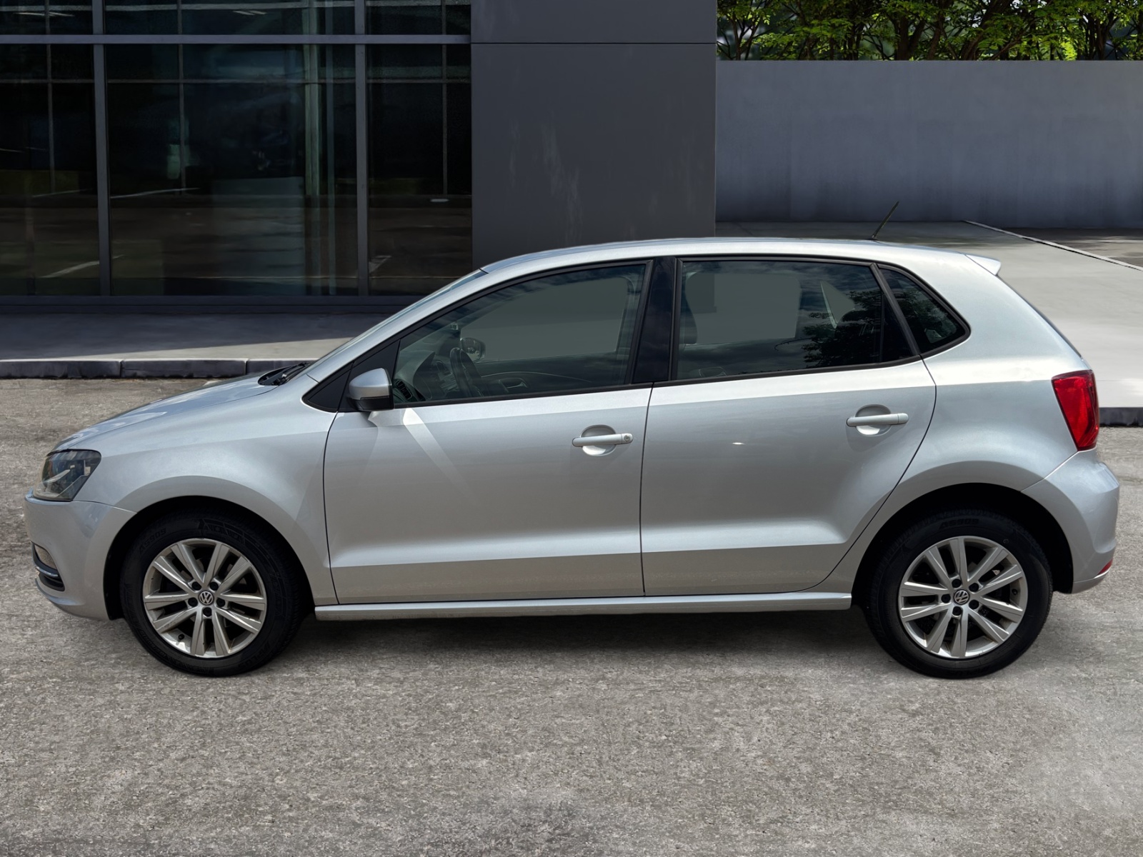Volkswagen Polo 1