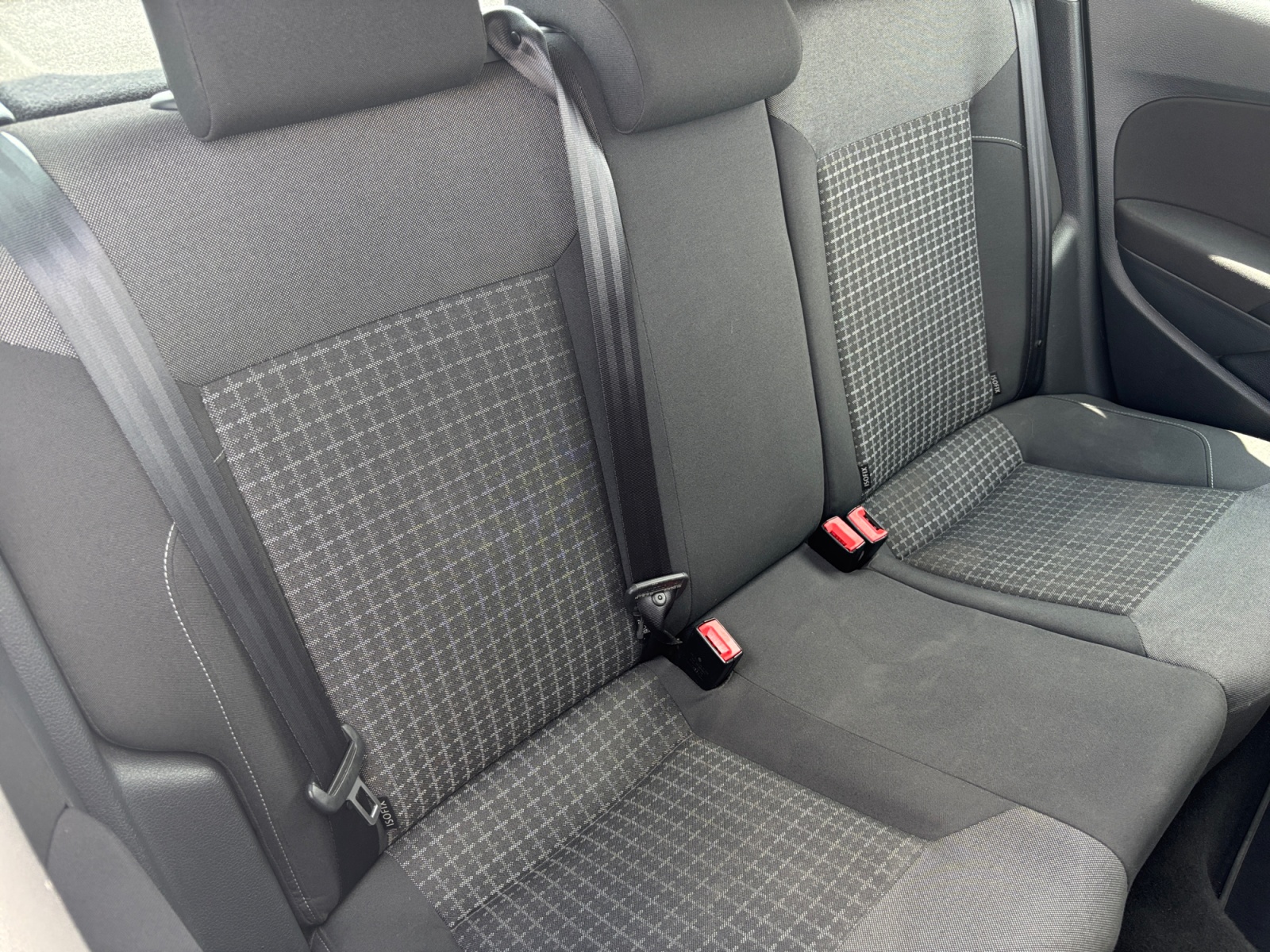 Volkswagen Polo 11