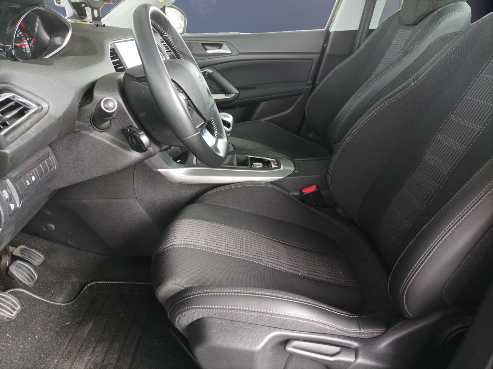 Peugeot 308 9