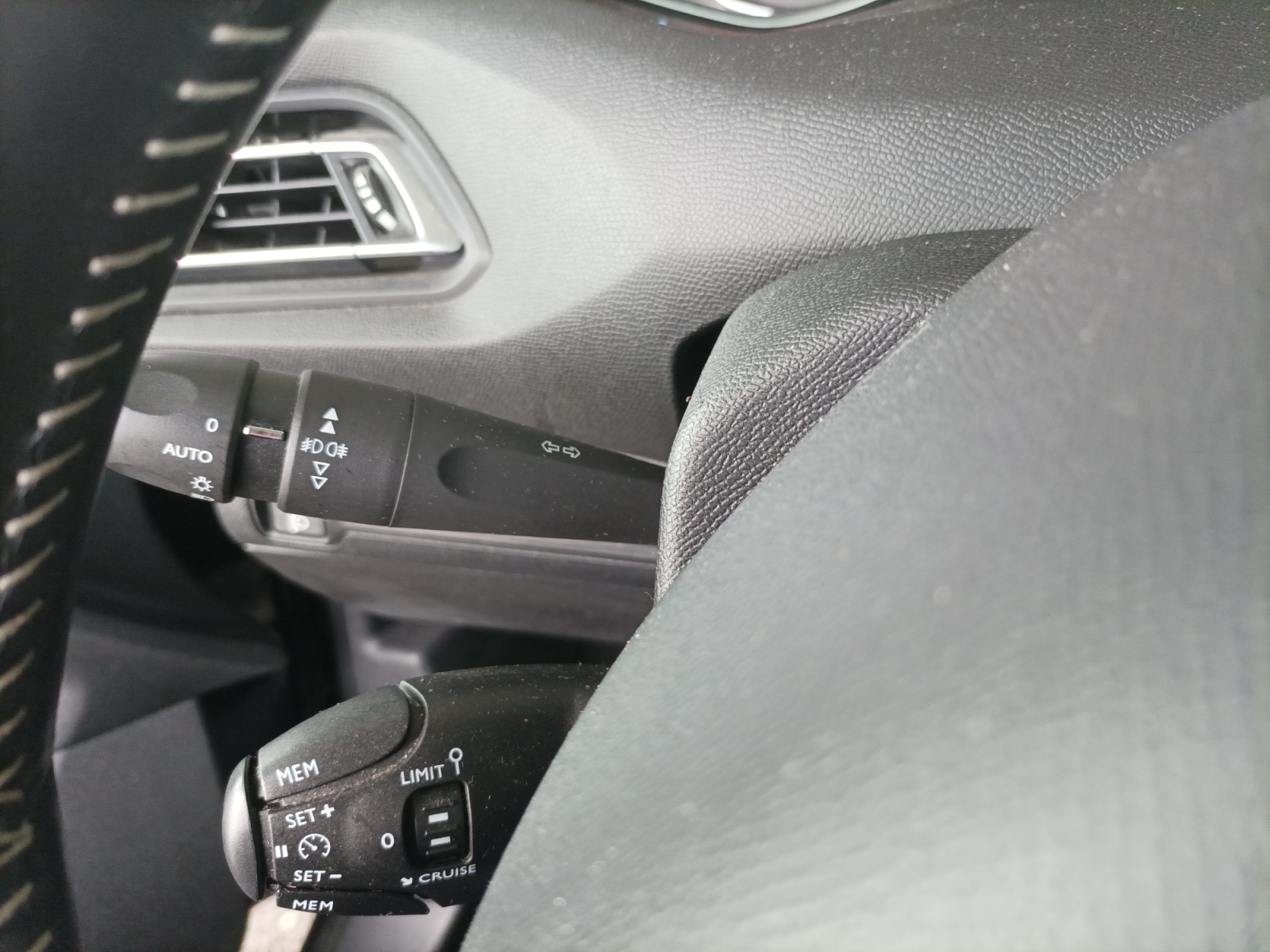 Peugeot 308 19