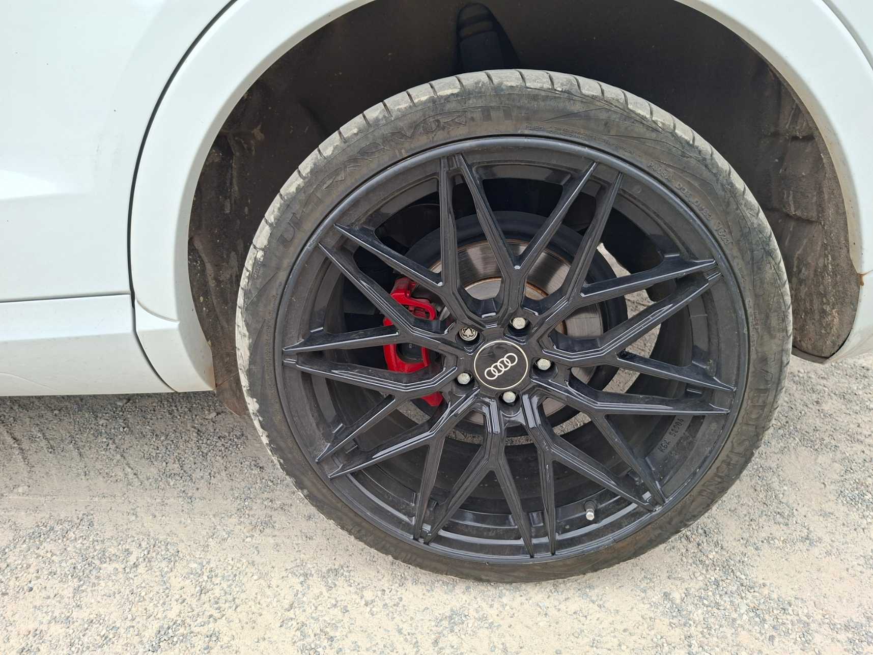Audi Q3 43