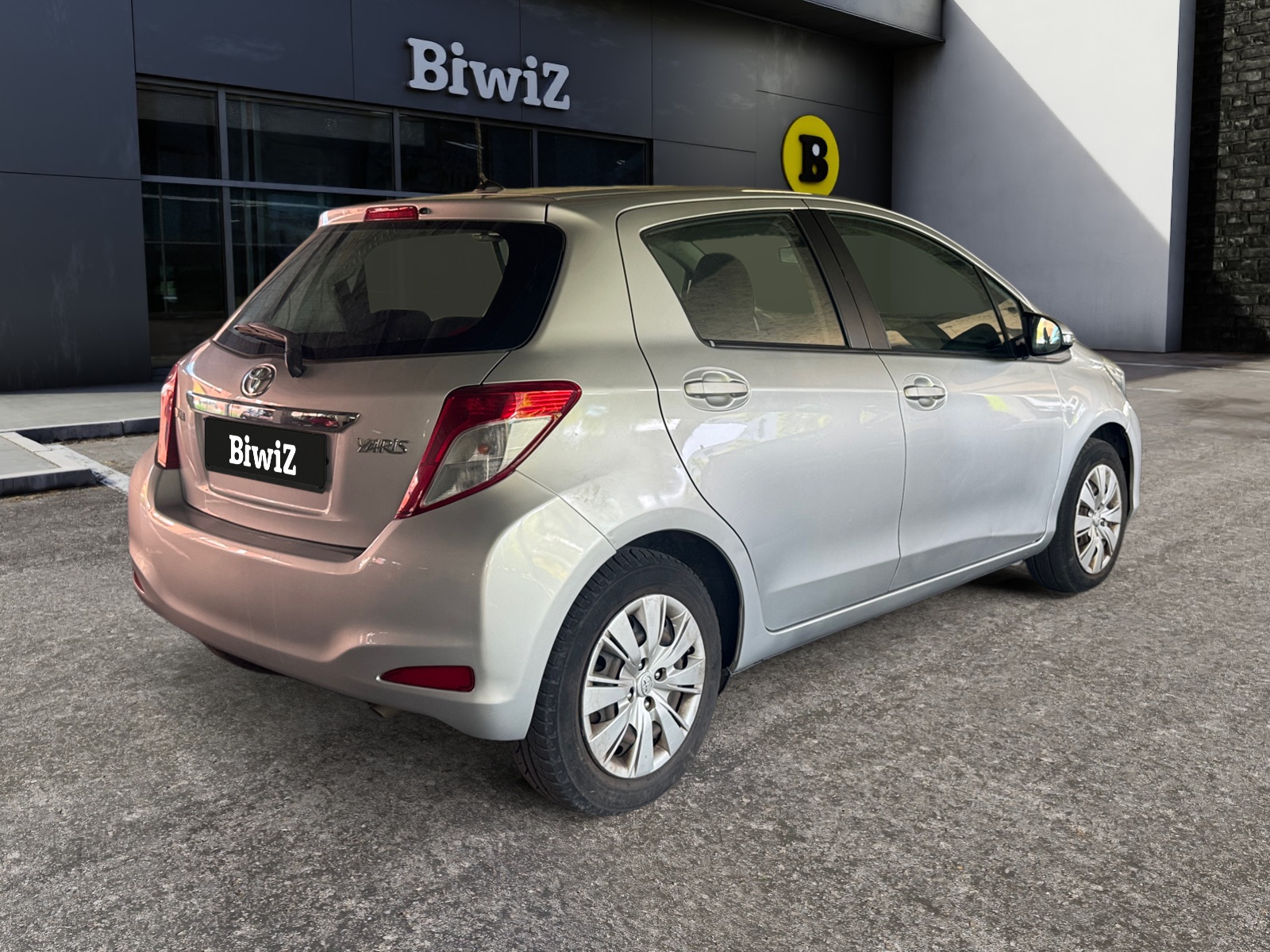 Toyota Yaris 4