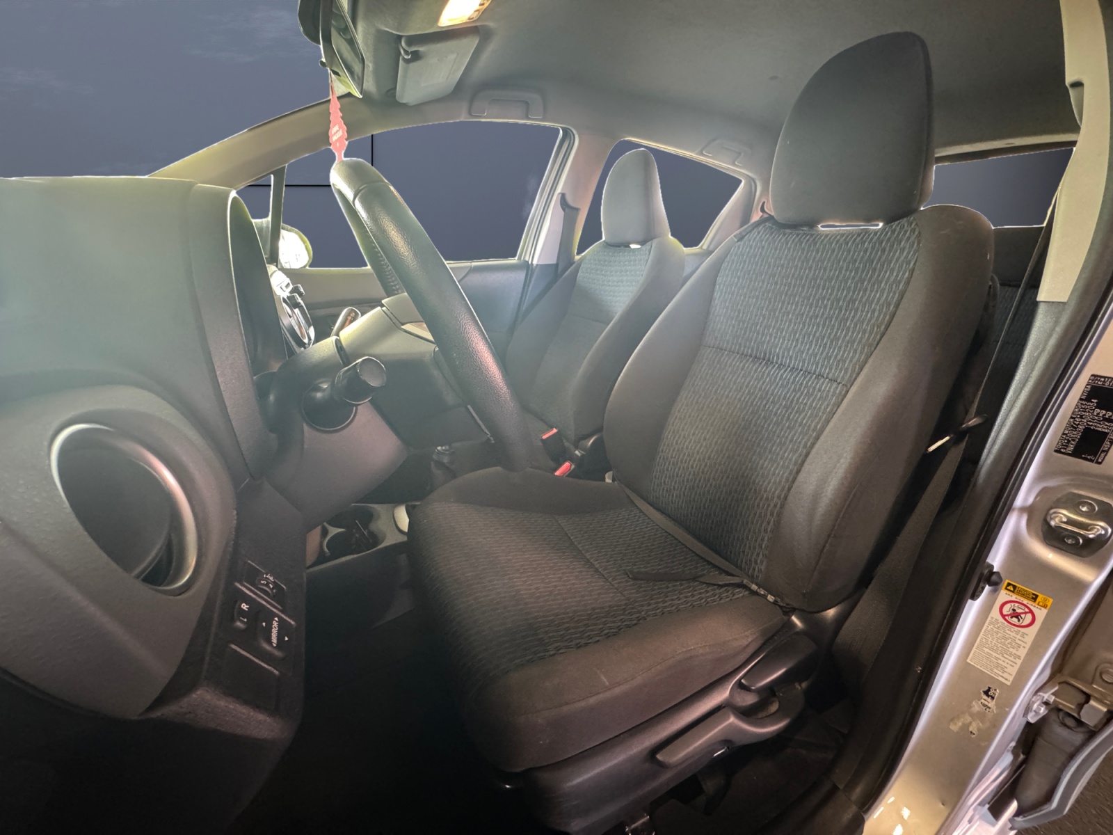 Toyota Yaris 9