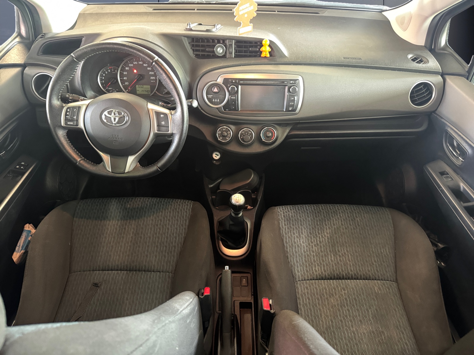 Toyota Yaris 14