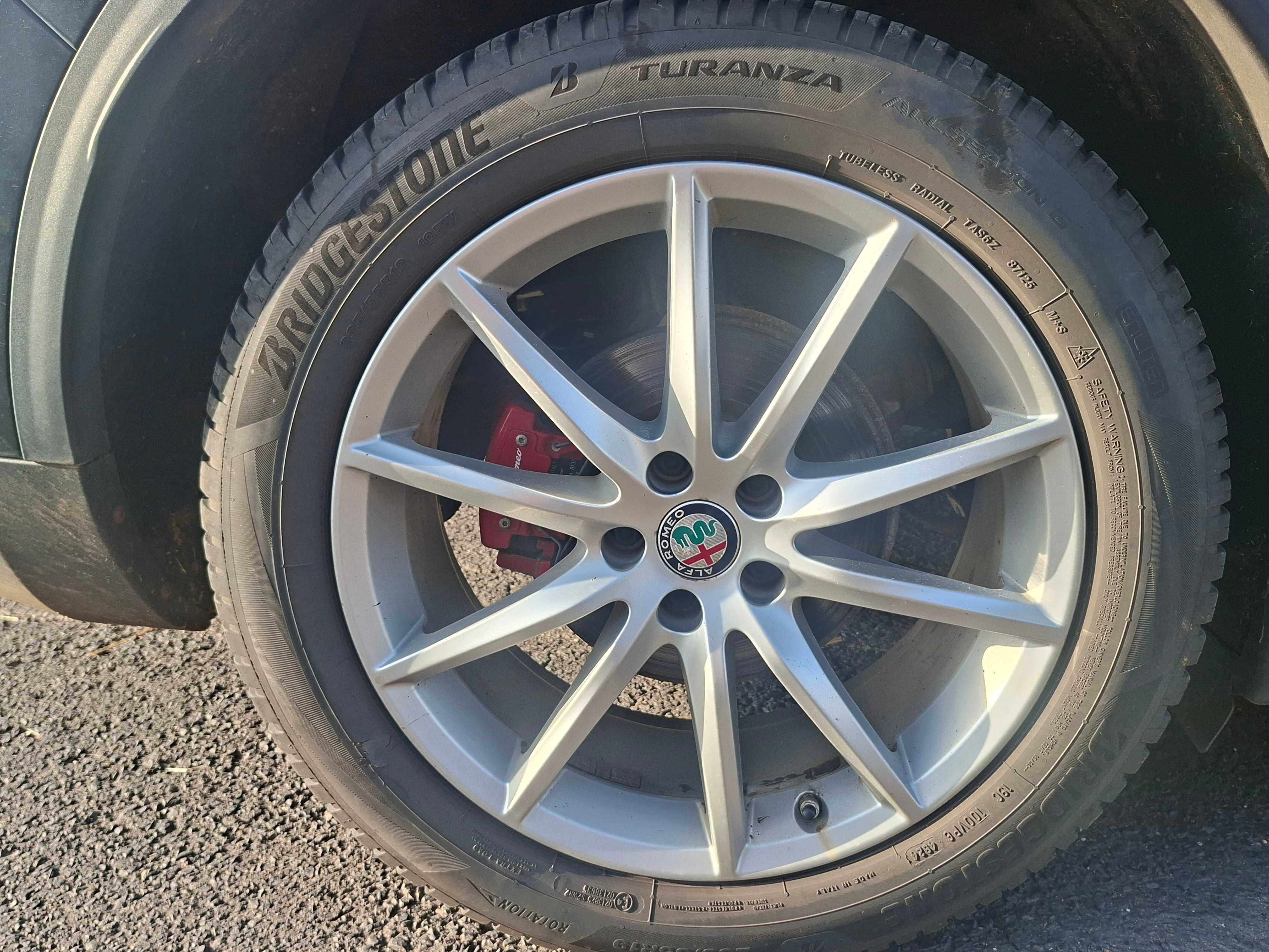 Alfa Romeo Stelvio 38