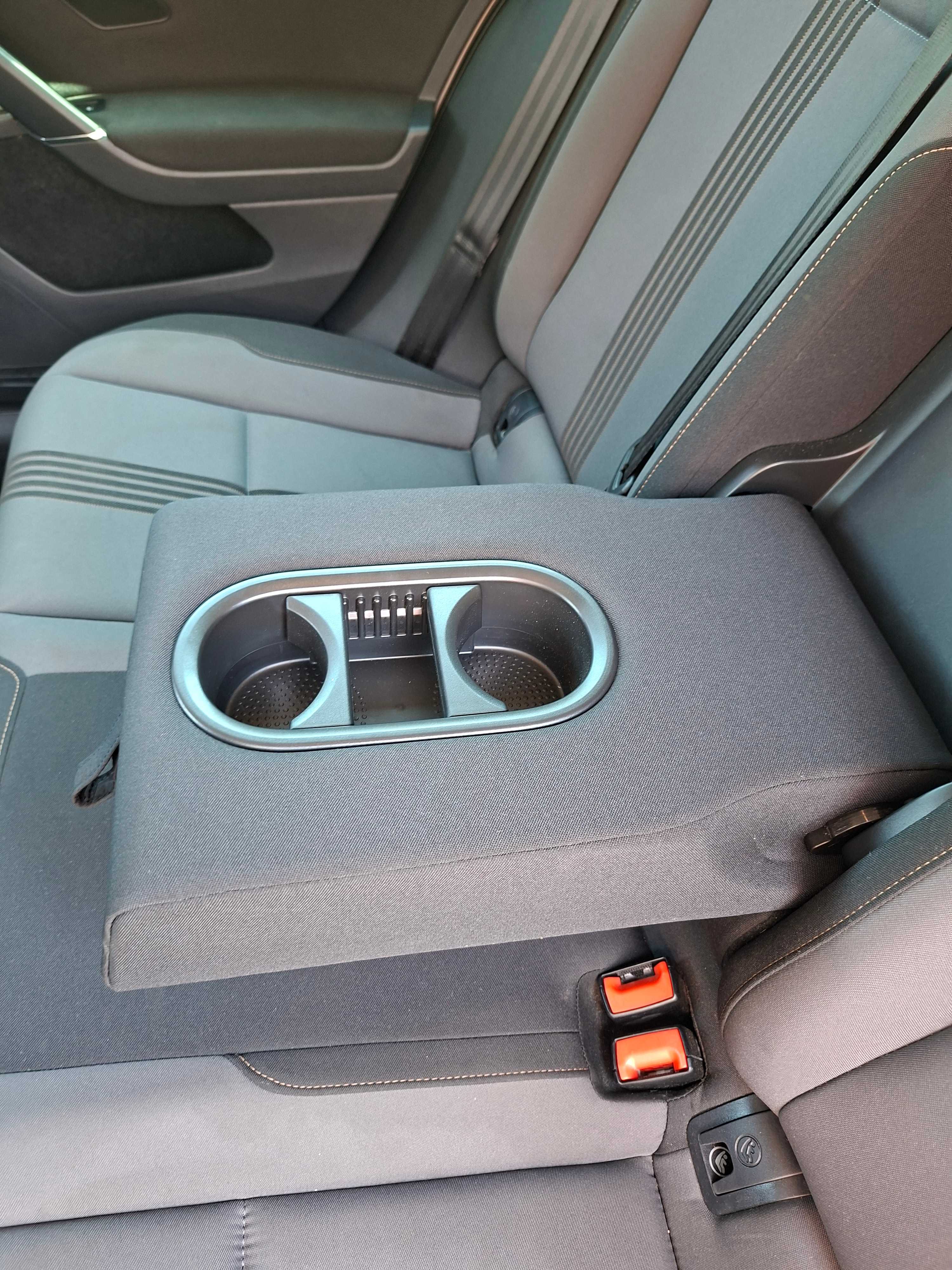 Volkswagen Golf 26