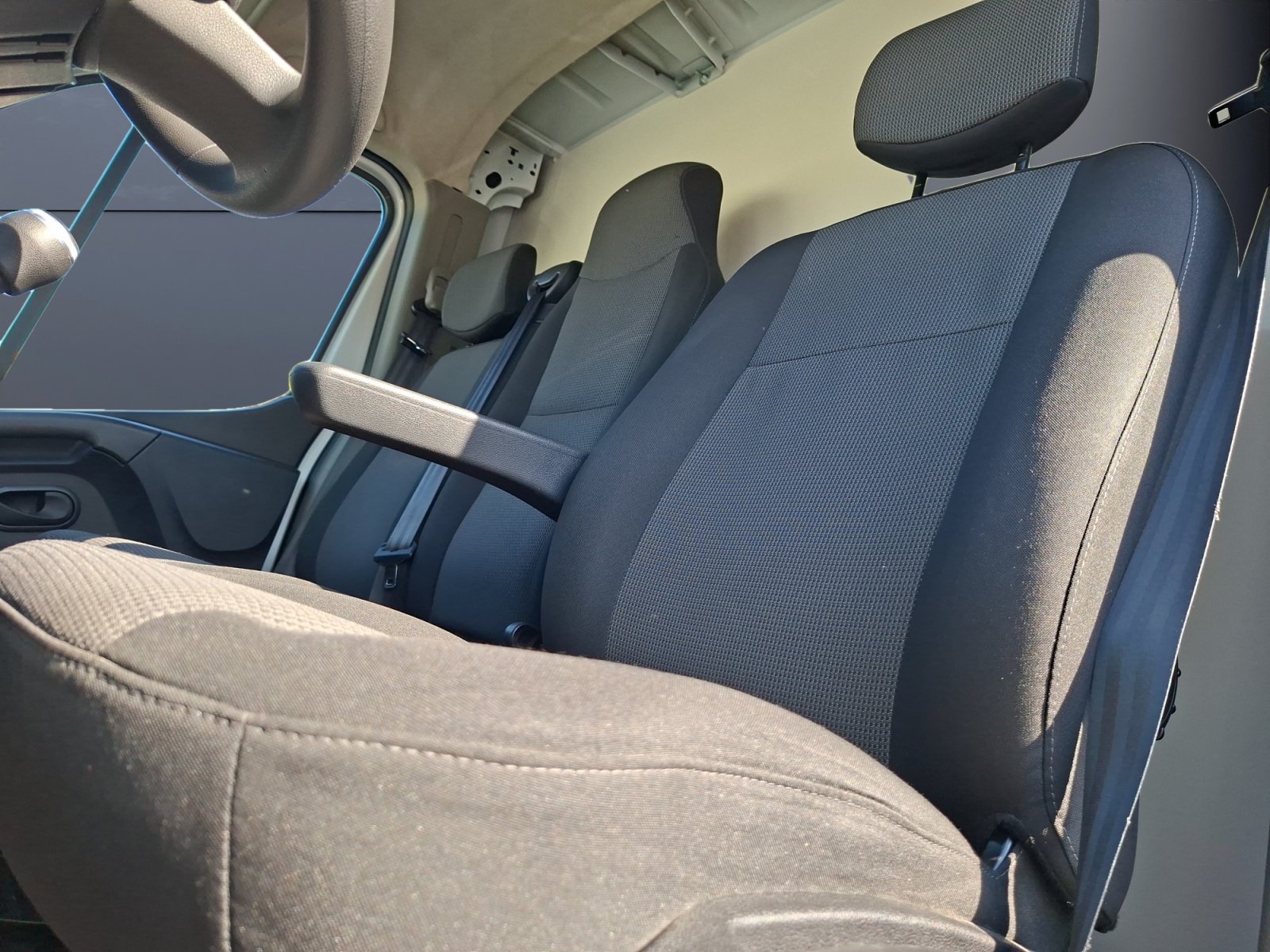 Renault Master Vu 9